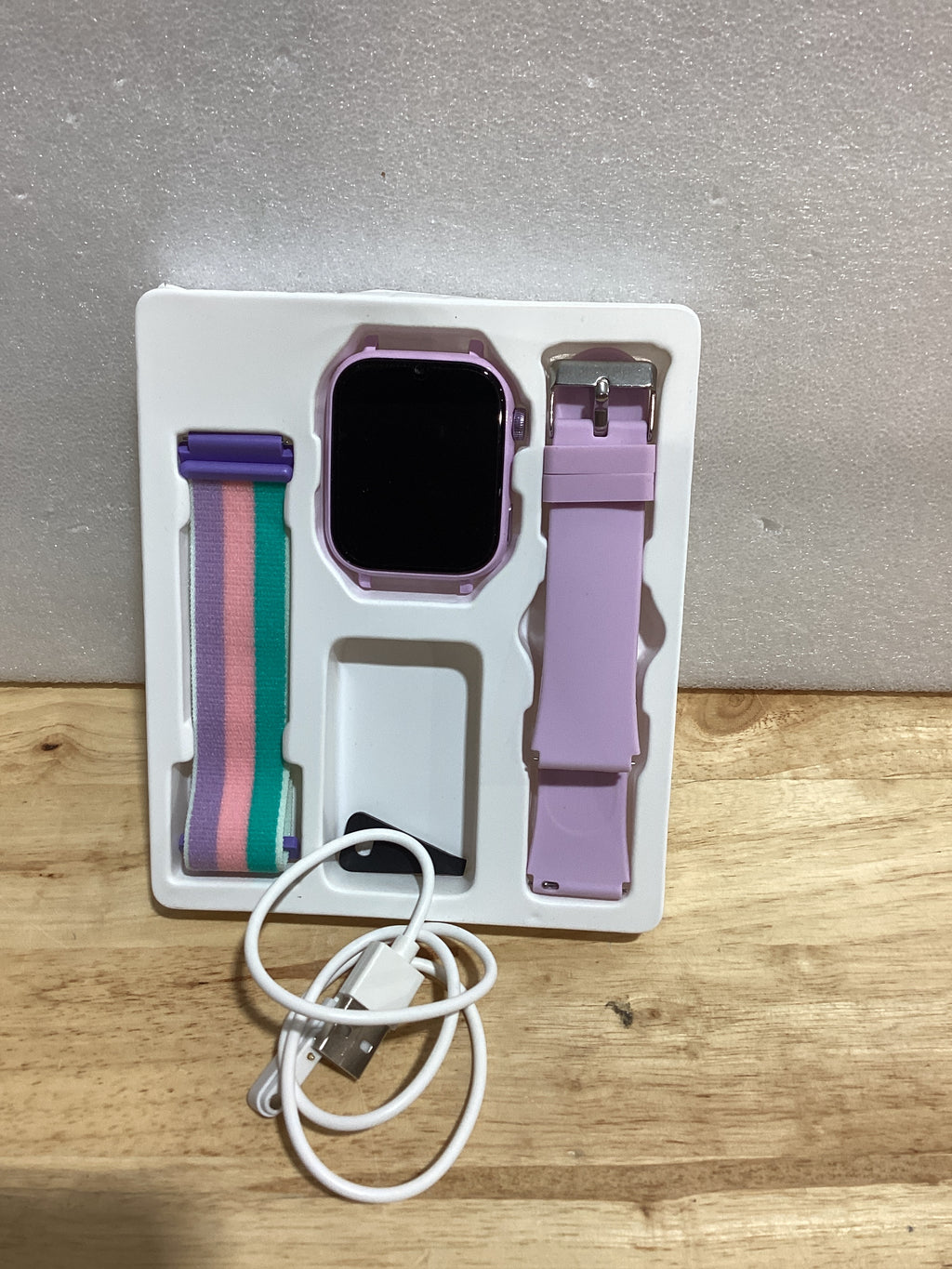 Smartwatch 4G para Niños con GPS, Videollamada y SOS — Pantalla Táctil HD, Modo Clase, Juegos y Tarjeta SIM — Color Morado