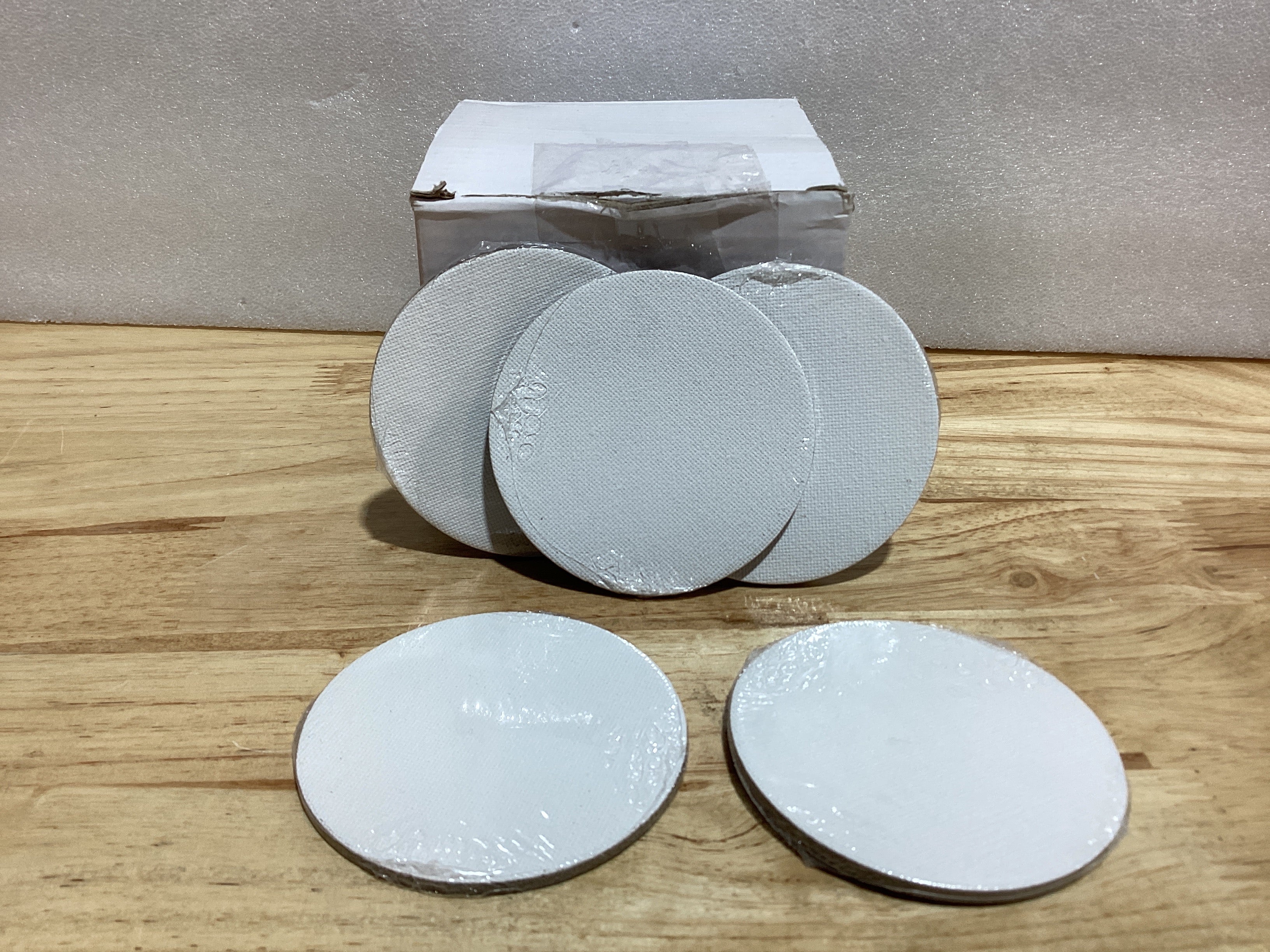 Engrowtic 25 piezas de mini panel de lienzo magnético para pintar azulejos de arte para nevera, taquilla, manualidades (redondo, 3 pulgadas)
