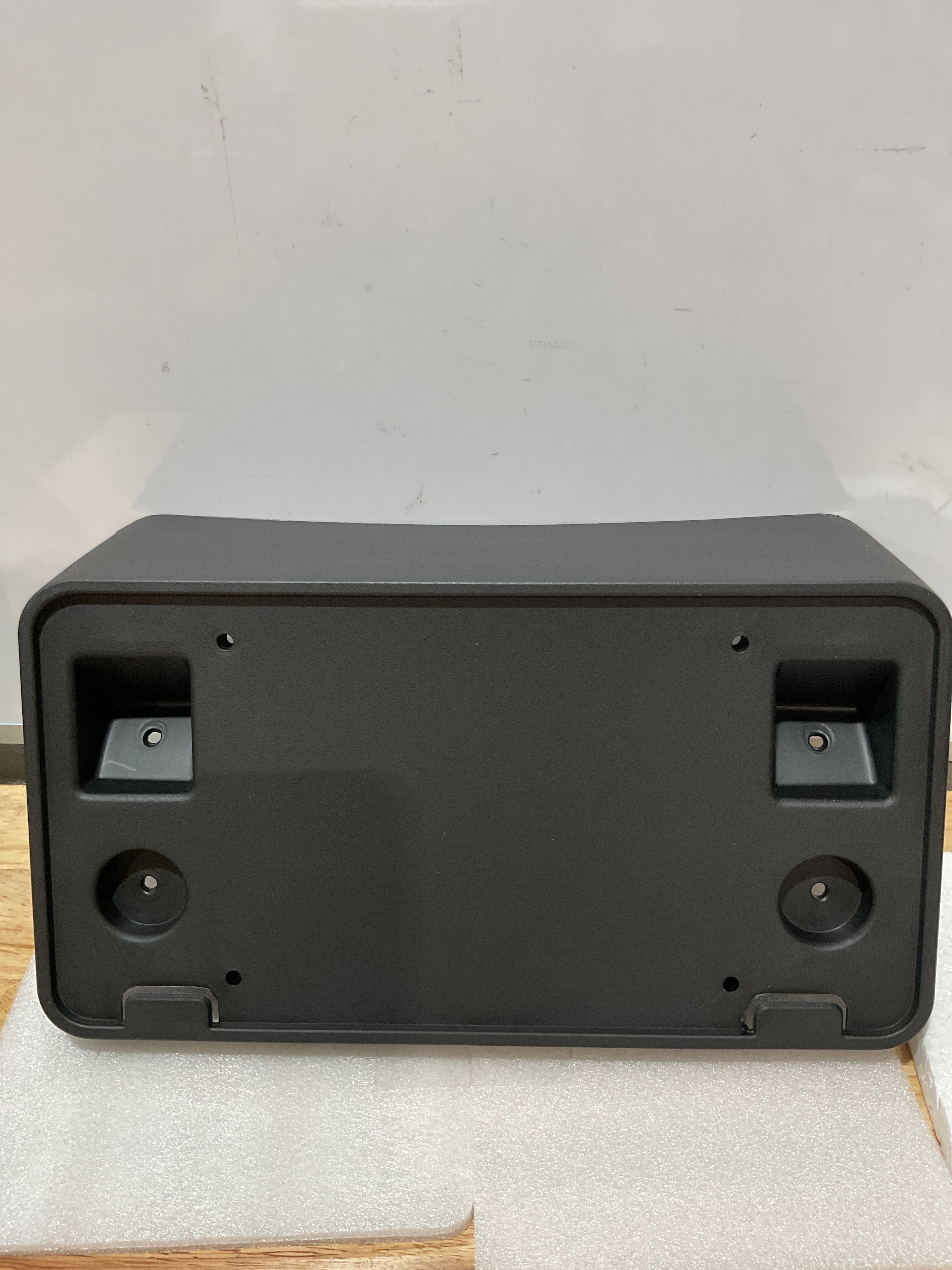 Soporte de Placa Delantera ABS para Chevrolet Colorado 2021-2022 – Resistente al Oxido, Instalación Rápida