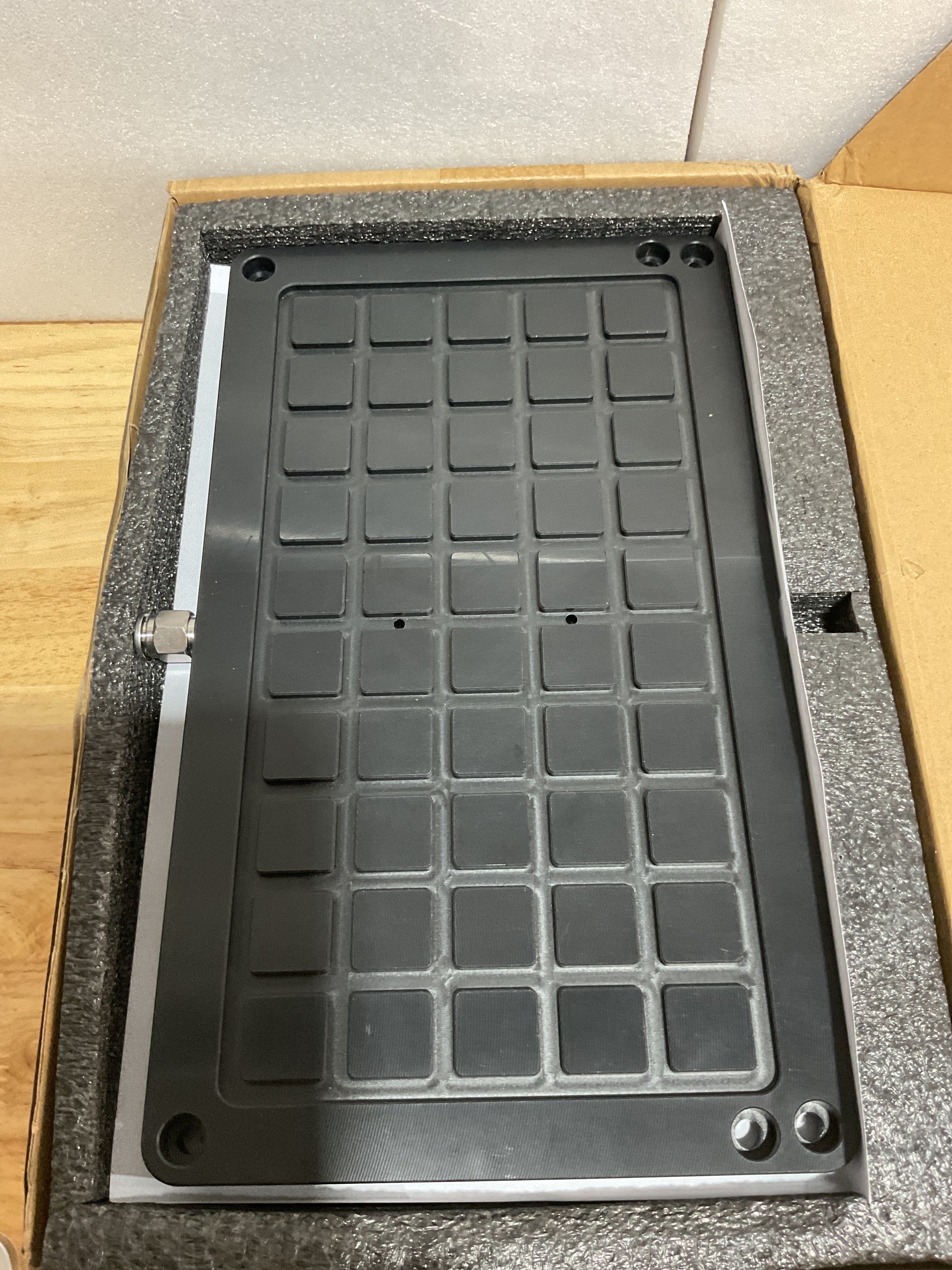 Mesa de Vacío CNC 300x180mm para 3018 Pro Max y Pro Ultra – Sujeción sin Marcas para Grabado y Fresado