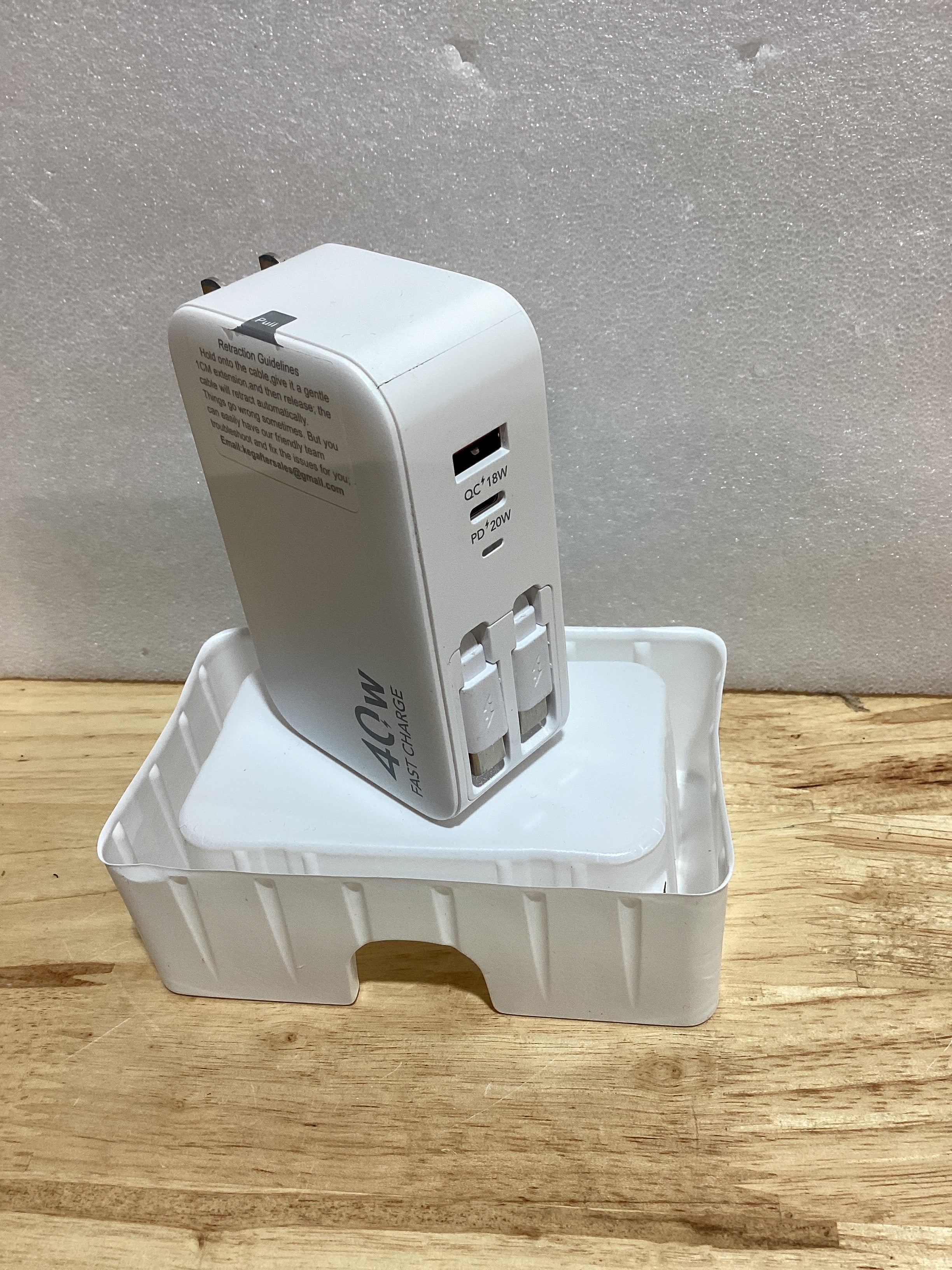 Cargador USB-C Retráctil 40W con 2 Cables Type-C 90cm — Carga Rápida Plegable para iPhone, iPad, Galaxy y Pixel