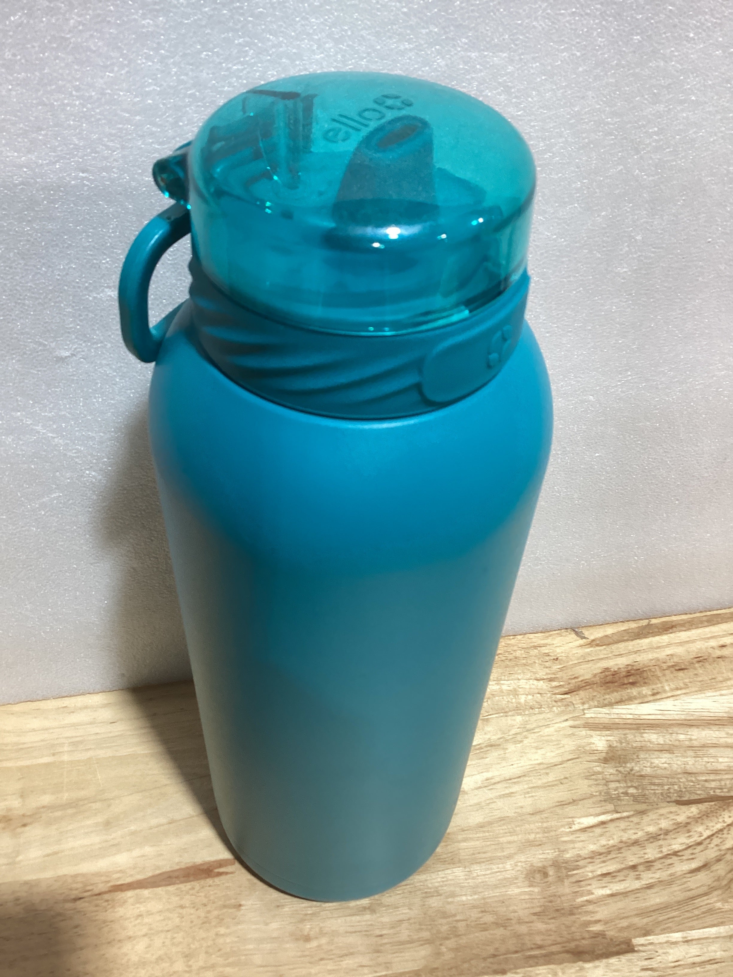 Botella de Agua Ello Cooper Acero Inoxidable 40 oz – 2 Tapas, Doble Pared Aislada y Asa Integrada