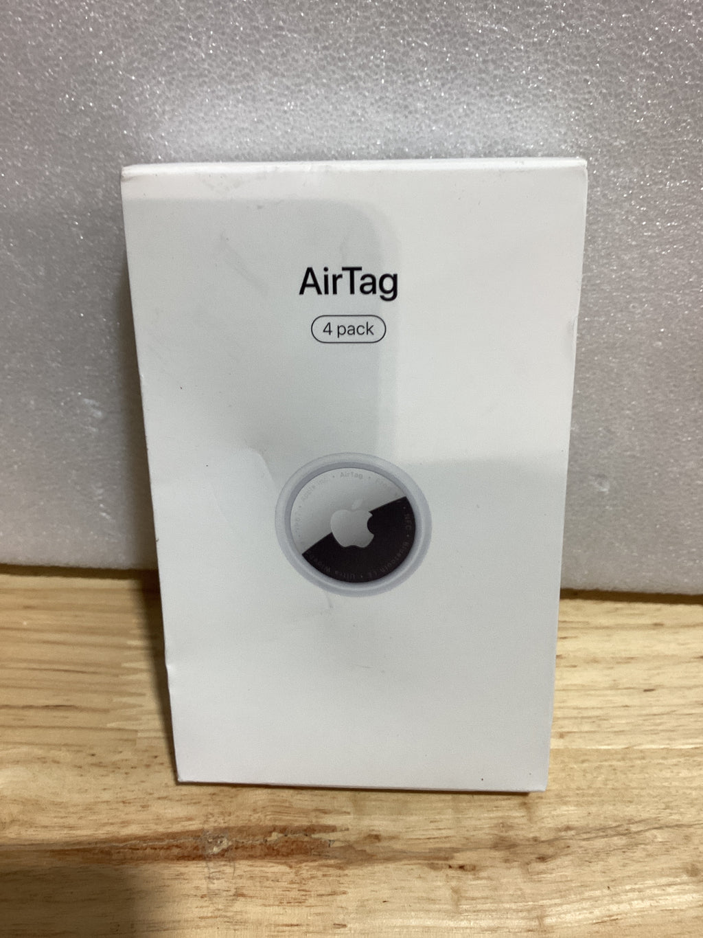 Apple AirTag – Pack 4 Unidades | Rastreador Bluetooth | Localiza Llaves, Billetera, Maleta y Más | Configuración con iPhone o iPad