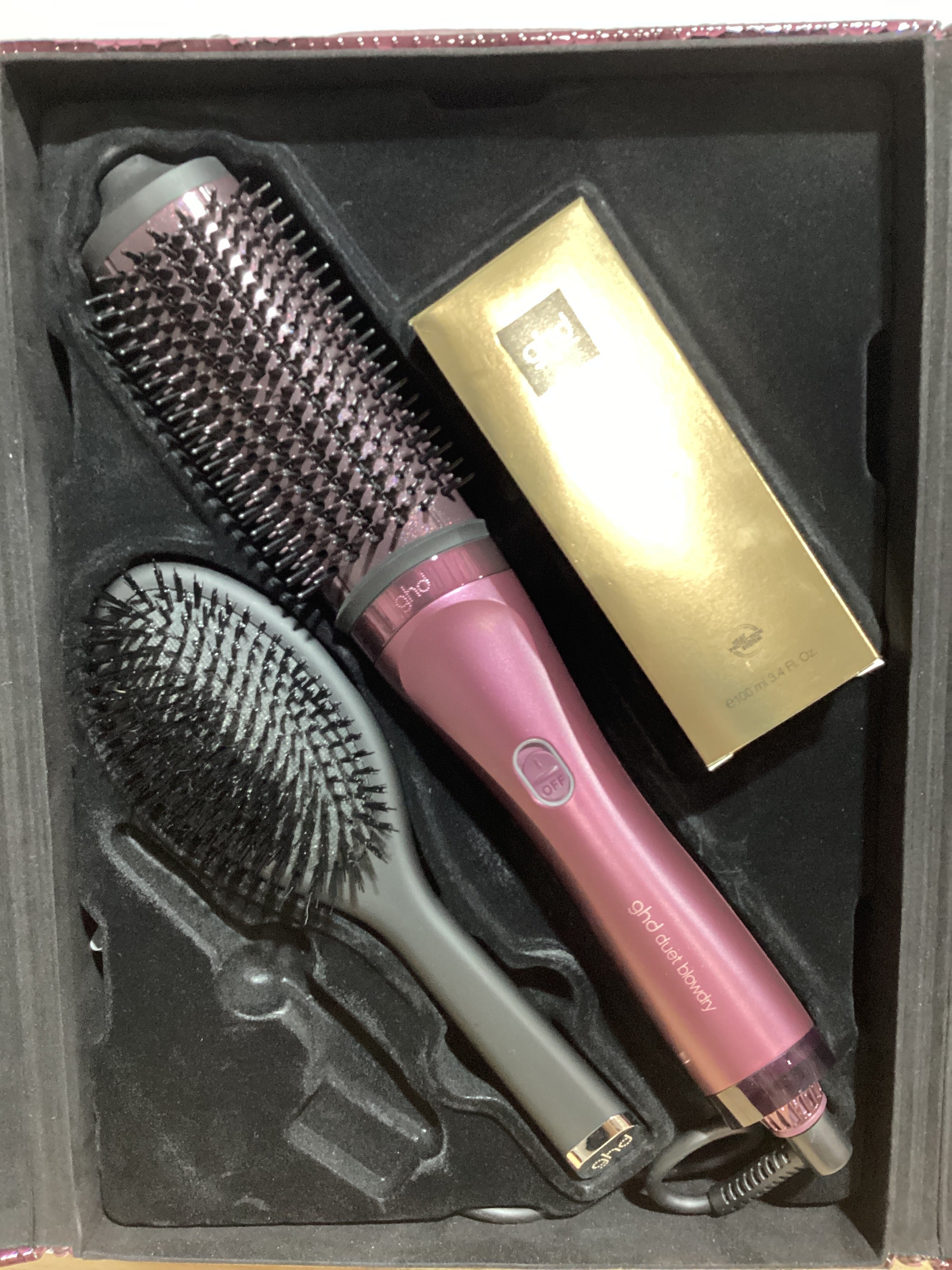 Cepillo Secador 2 en 1 ghd Duet Blowdry – Edición Cherry Chic, Volumen 3X (Le Falta el Peine Pequeño, No Afecta Funcionamiento)