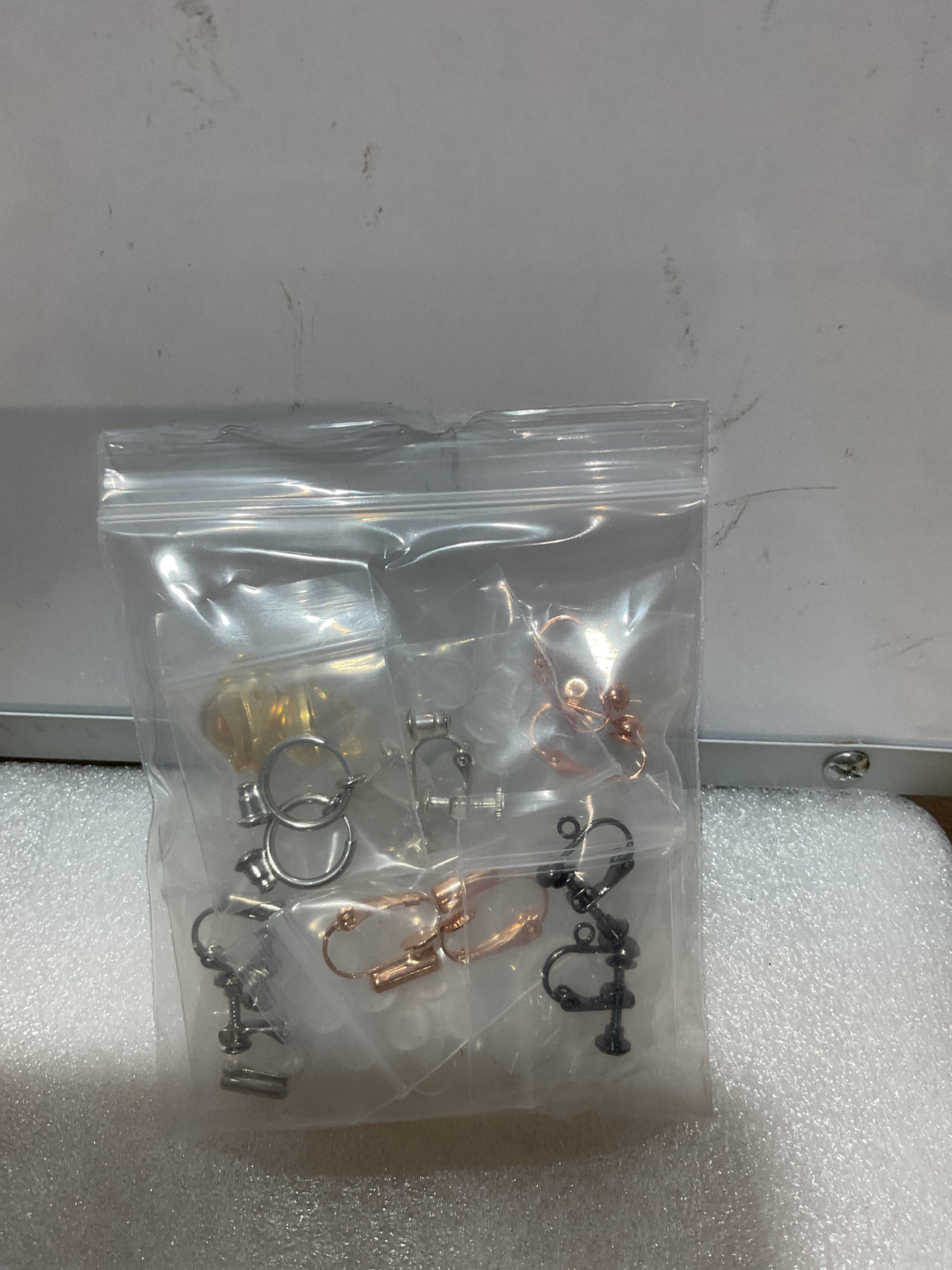 Convertidores de Aretes de Clip – 20 Piezas (10 Pares) para Orejas sin Perforar, 10 Estilos
