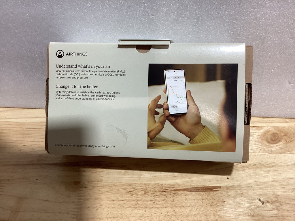 Monitor de Calidad del Aire Airthings 2960 View Plus – Radón, PM, CO2, COV, Humedad, Temperatura y Presión, a Batería