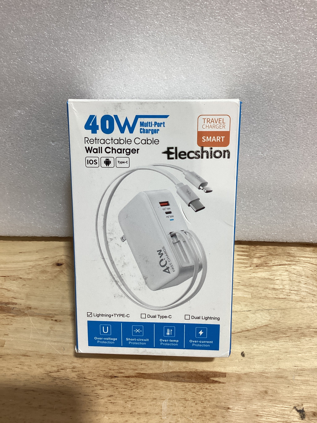 Cargador de Pared Retráctil 4 Puertos 40W USB-C — Cable Lightning/Type-C, Carga Rápida PD/QC, Plegable para Viaje
