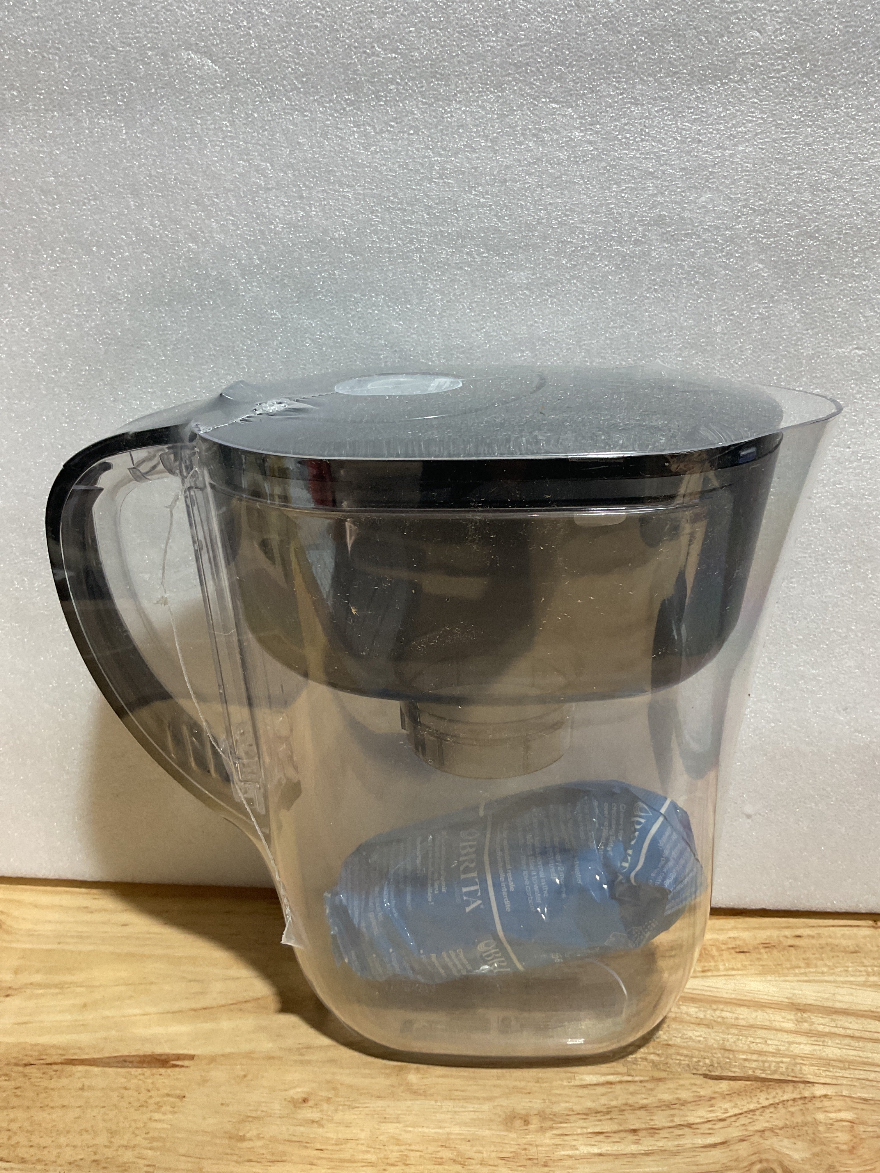 Jarra Filtradora de Agua Brita Metro 6 Tazas | Incluye Filtro BritaPlus | Negro