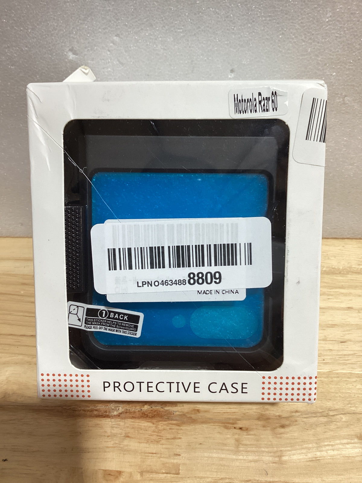 Funda Miimall para Motorola Razr 60 (2025), [Protector de pantalla externo] Resistente militar, a prueba de golpes, antiarañazos, antipolvo, elegante y delgada, color negro.