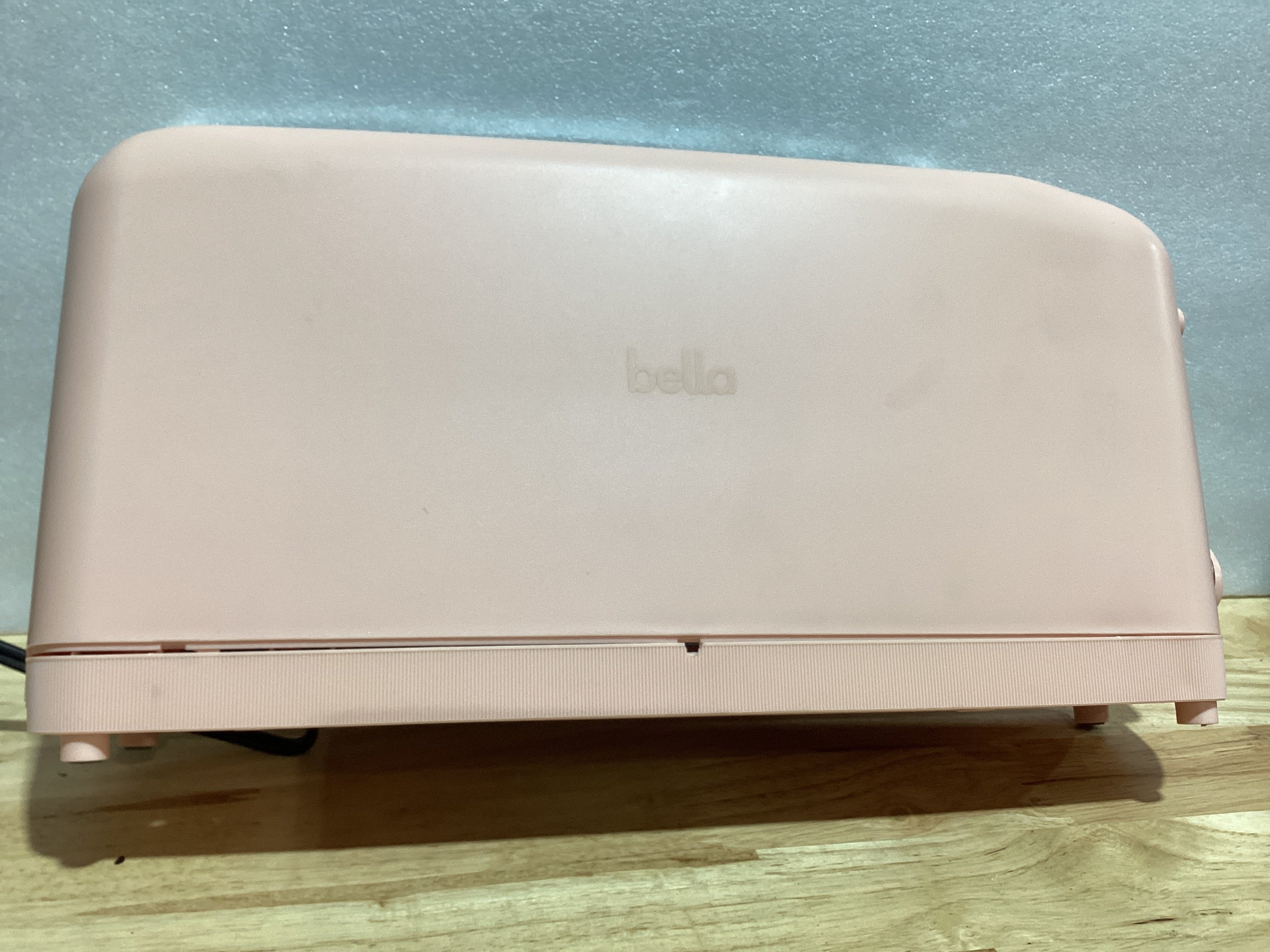 BELLA - Tostadora de 2 ranuras delgada, Fits-anywhere™ Utensilios de cocina, control de 6 niveles de tostado con botones de recalentar y cancelar, para pan de masa madre, ranura larga de 25 cm