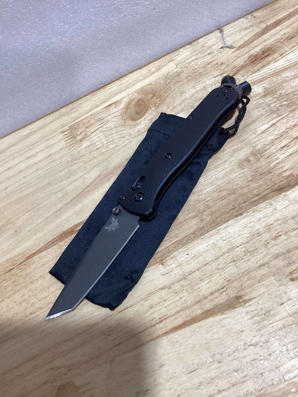 Benchmade Bailout 537GY-03 – Cuchillo Táctico EDC | Hoja Tanto Filo Liso | Mango Aluminio Negro