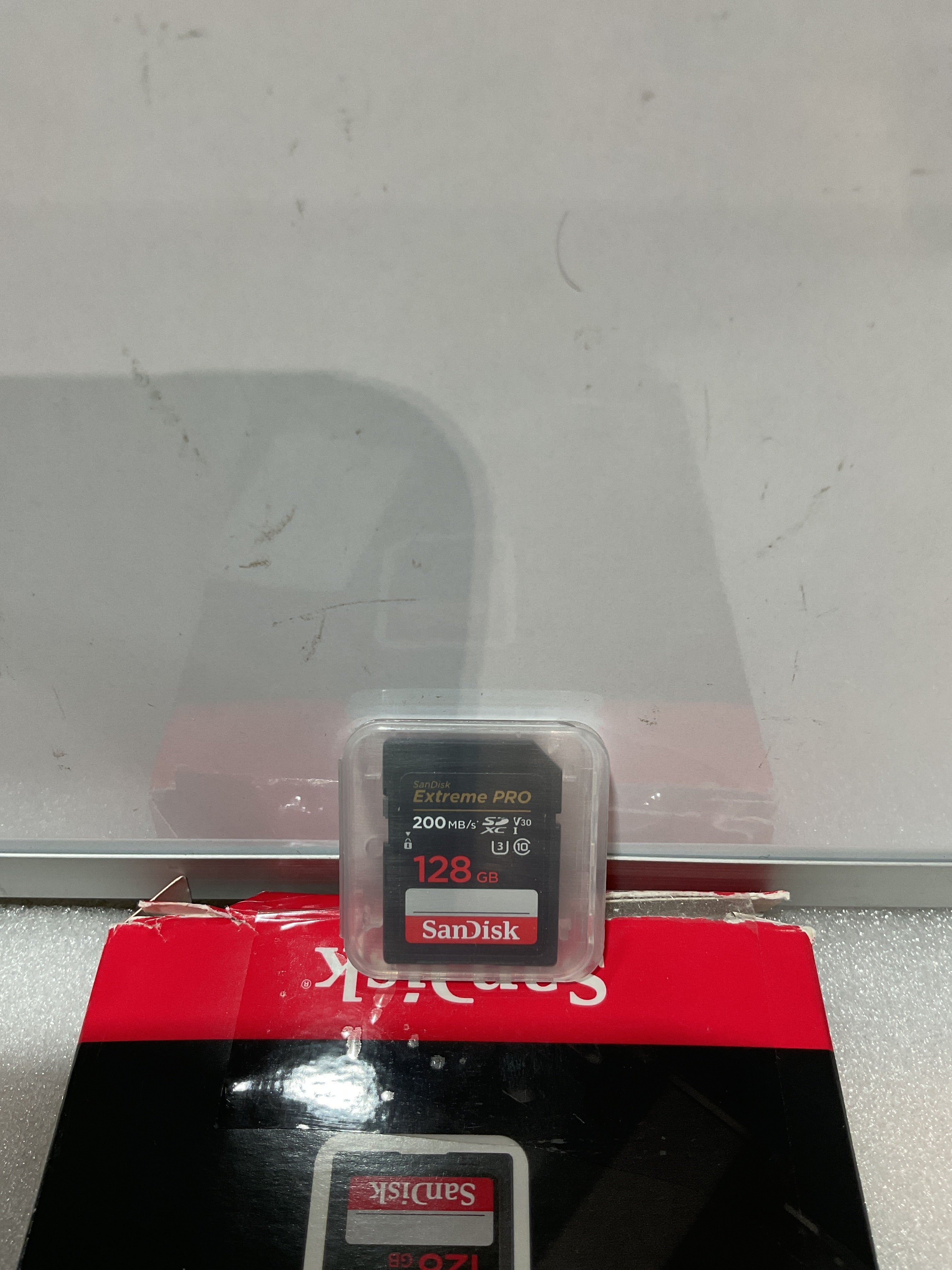 Tarjeta de Memoria SanDisk 128GB Extreme PRO SDXC – UHS-I, C10, U3, V30, 4K UHD