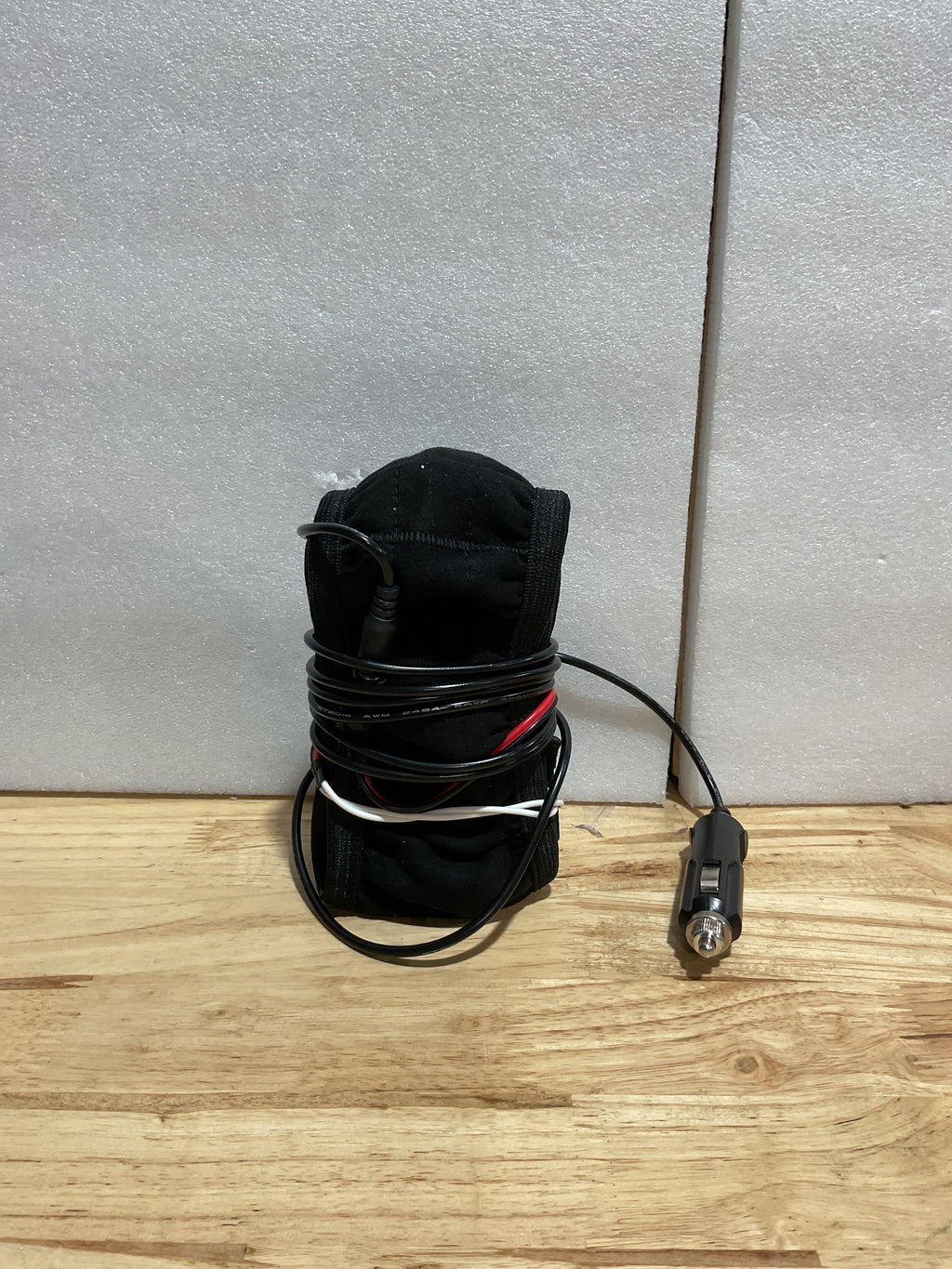 Funda Calefactada para Volante 14.5"-15.5" 12V – Calentamiento Rápido para Autos, Camiones y SUVs