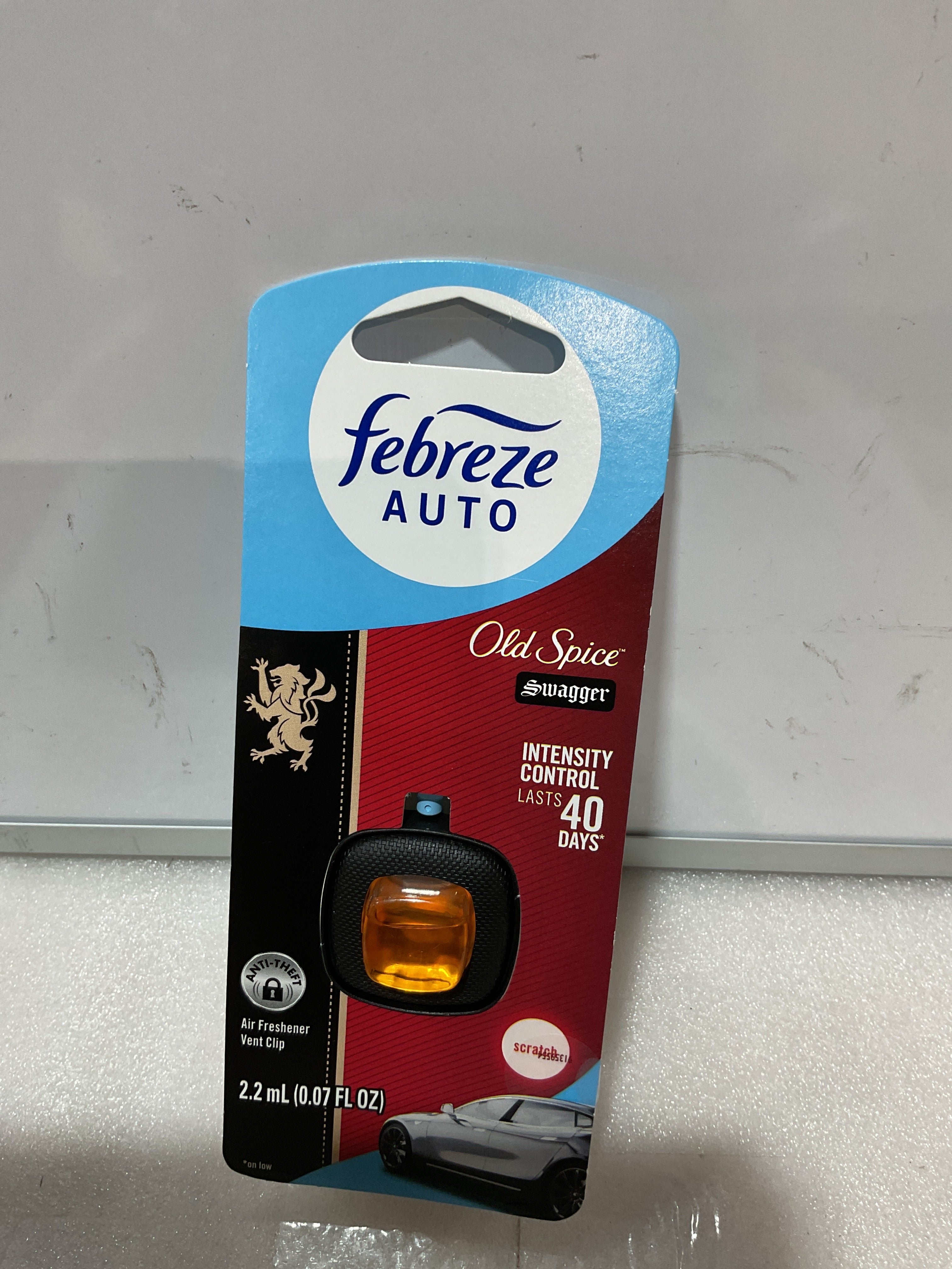 Febreze AUTO Ambientador para Auto Old Spice Swagger — Clip para Rejilla, 8 Unidades