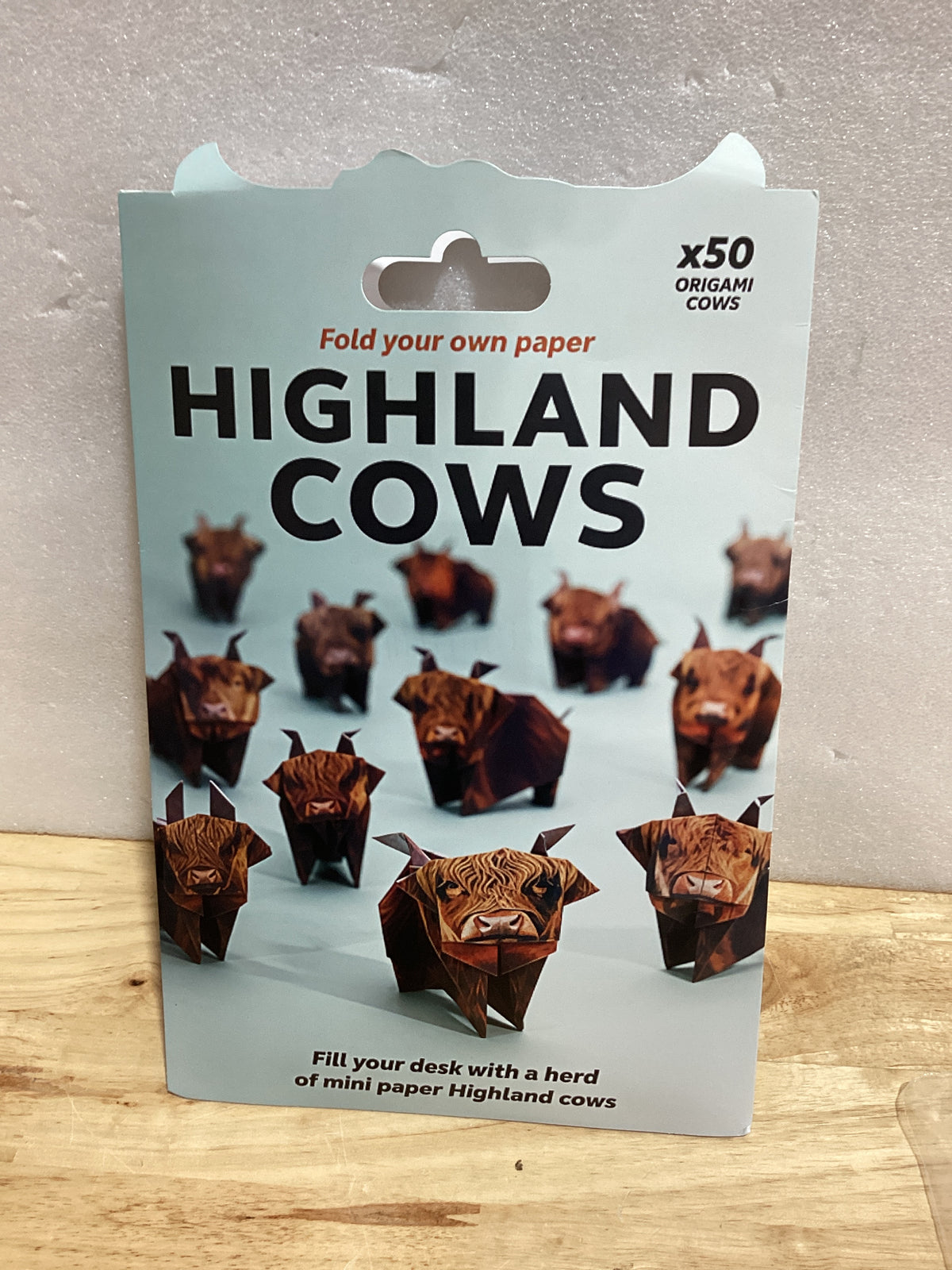 Kit de Origami Highland Cow — 50 Figuras de Vaca de Papel | Regalo para Amantes de Animales
