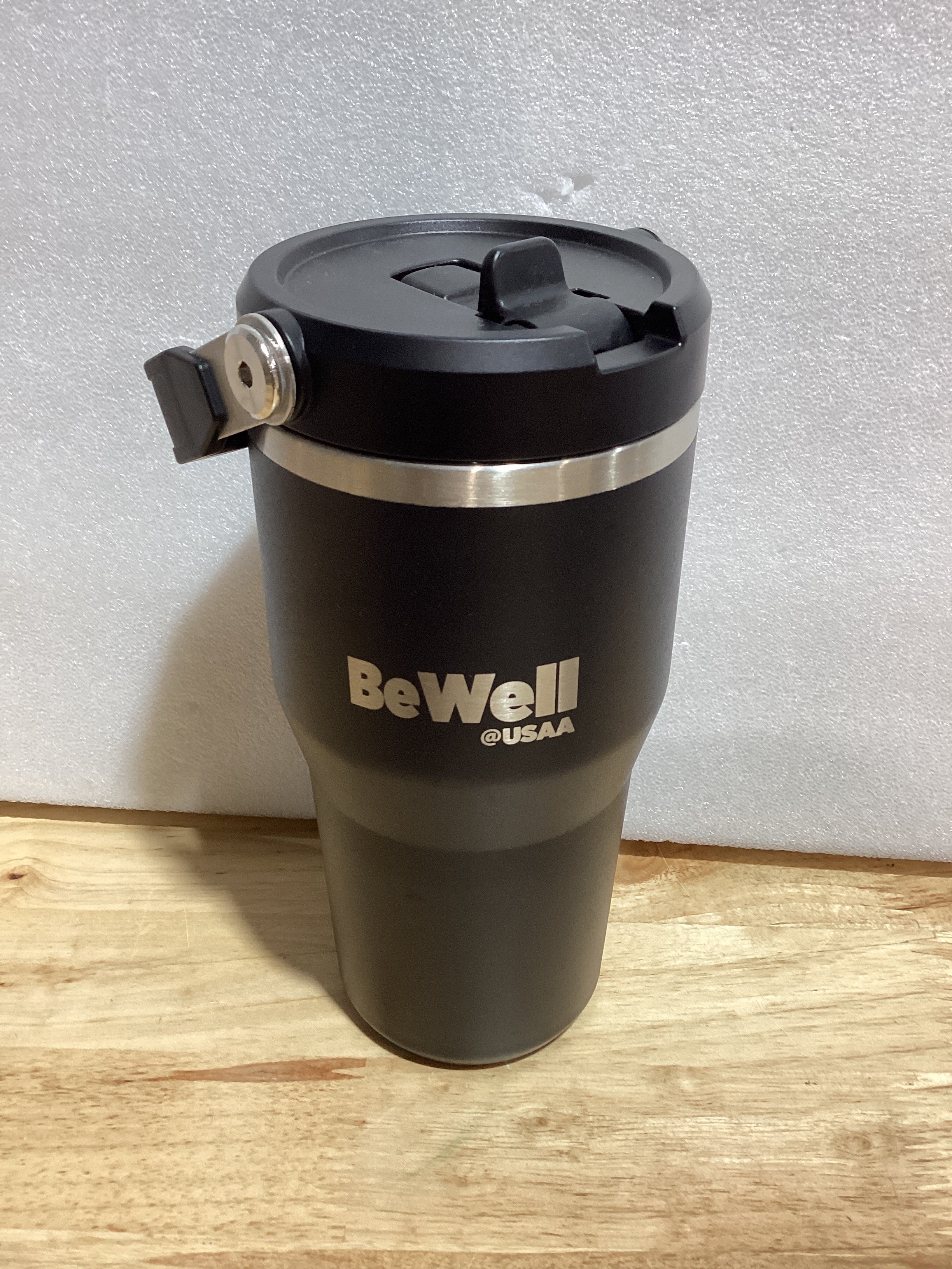 STANLEY IceFlow 2.0 – Tumbler con Popote Abatible 20oz | Resistente a Derrames | Acero Inoxidable Aislado | Sin BPA | Color Negro