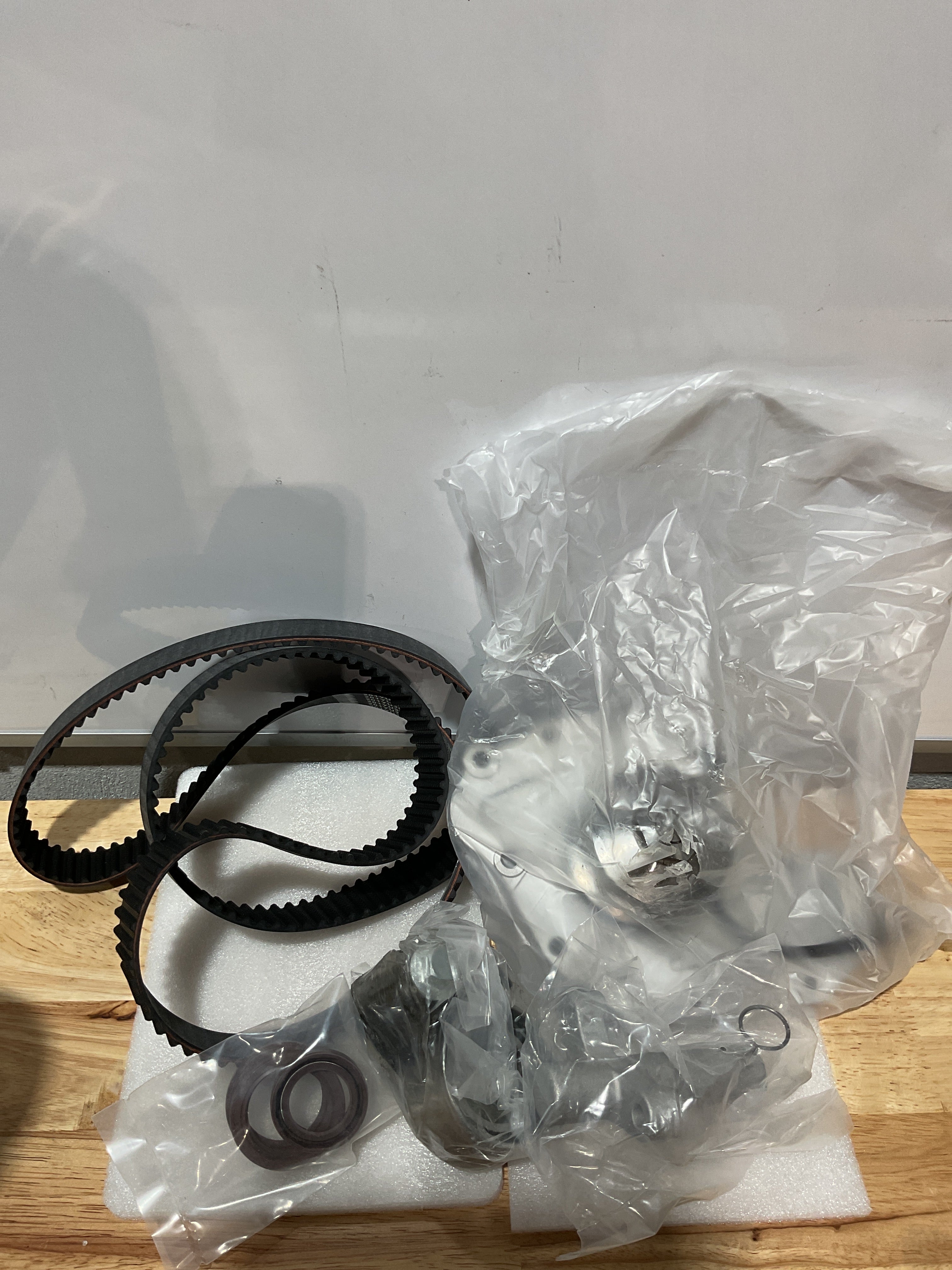 Kit Correa de Distribución con Bomba de Agua – Dodge Chrysler 3.5L/4.0L 2005-2011 (TCKWP295B)
