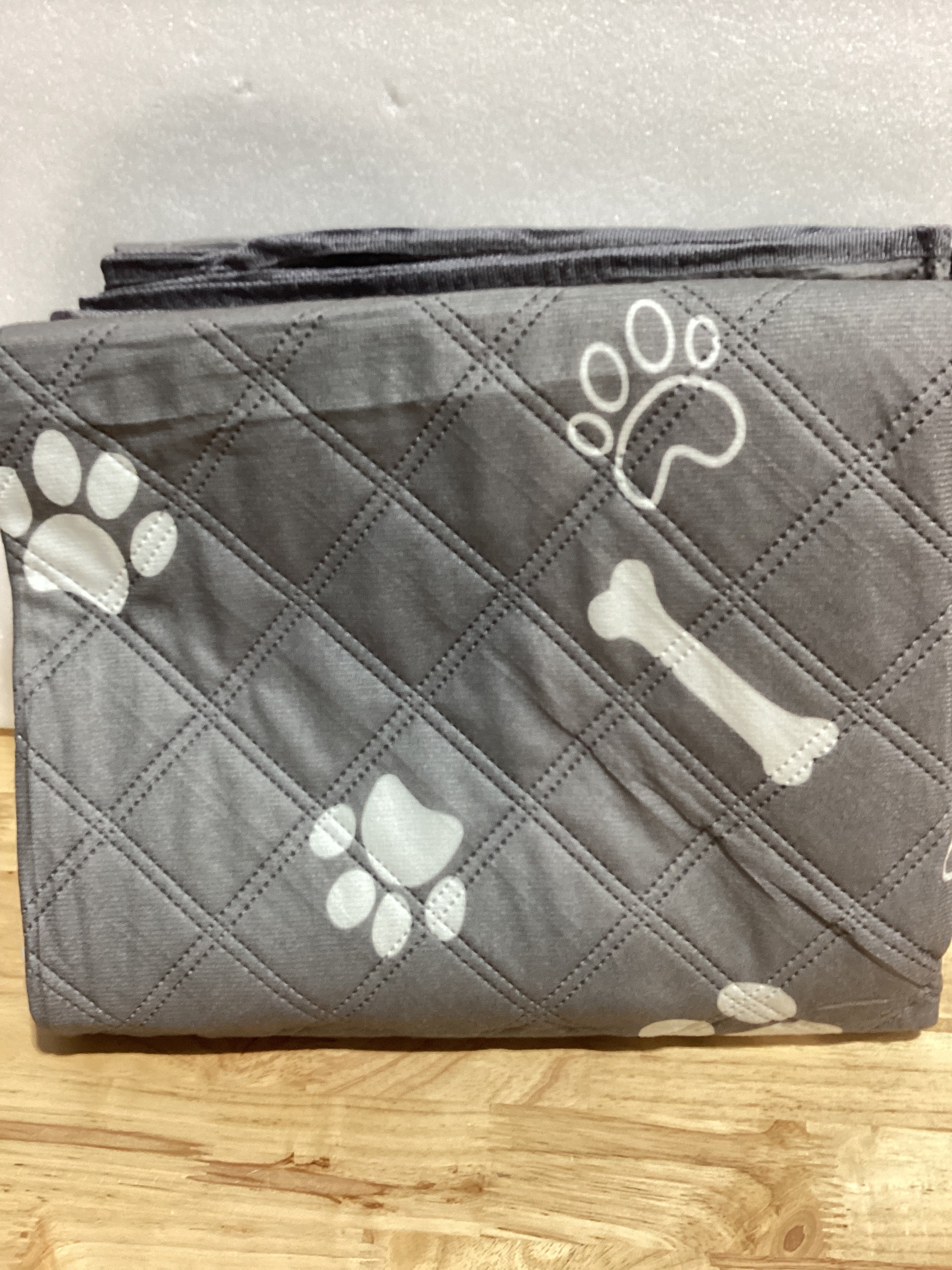 AAPIE Cama para mascotas, tapete para perro y gato, manta para mascotas con huellas de patas, tapete de felpa prémium para pañales, funda de asiento para productos para mascotas con respaldo