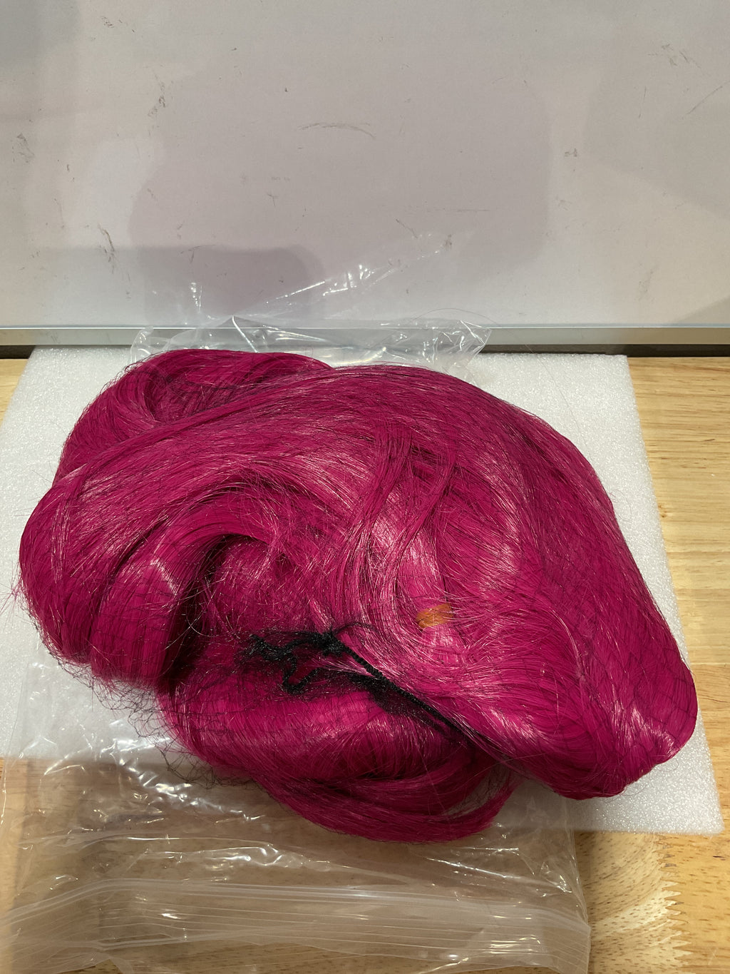Peluca universal para disfraz, perfecta para fiestas, festivales y Halloween (rosa intenso)