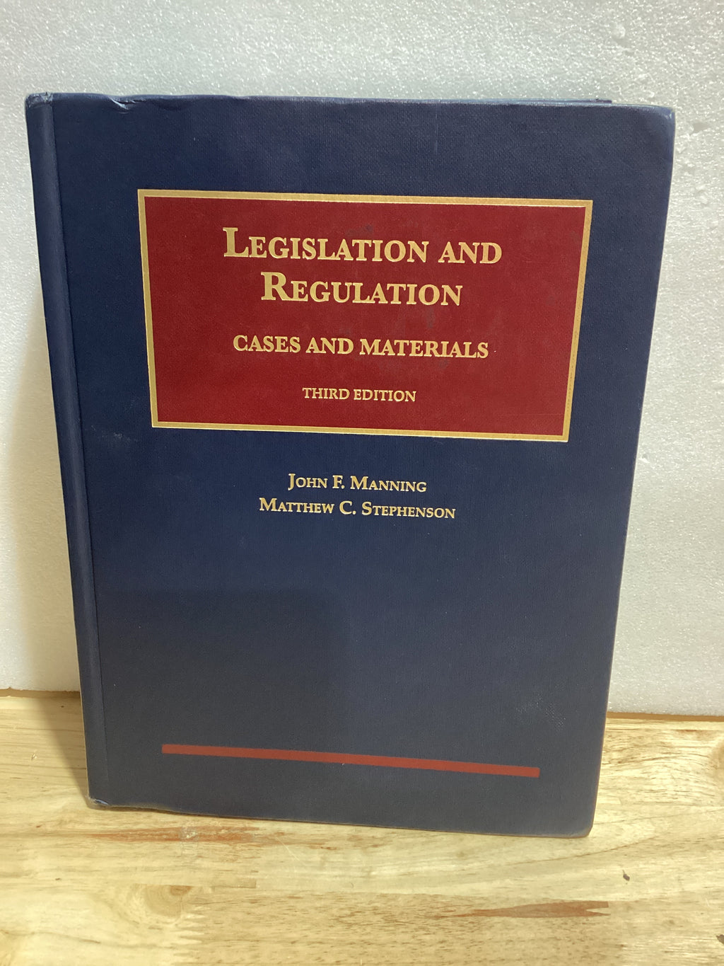 Legislation and Regulation, Cases and Materials — Libro de Texto Jurídico para Derecho Legislativo y Regulatorio