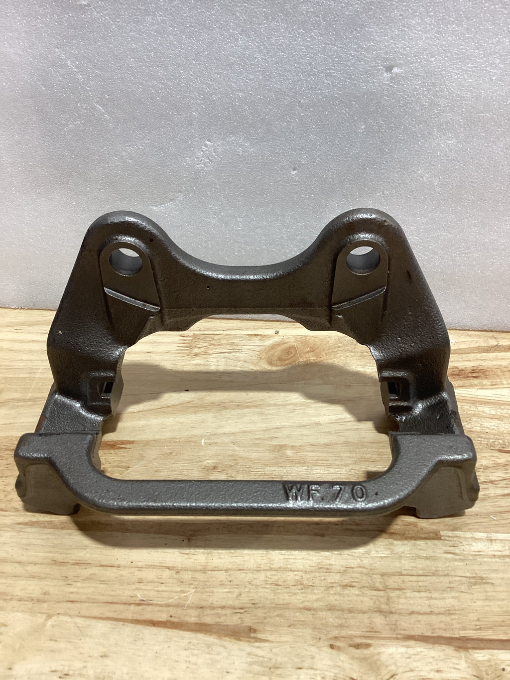 Cardone 14-1179 Soporte de Mordaza de Freno de Disco — Compatible con Cadillac, Chevrolet y GMC