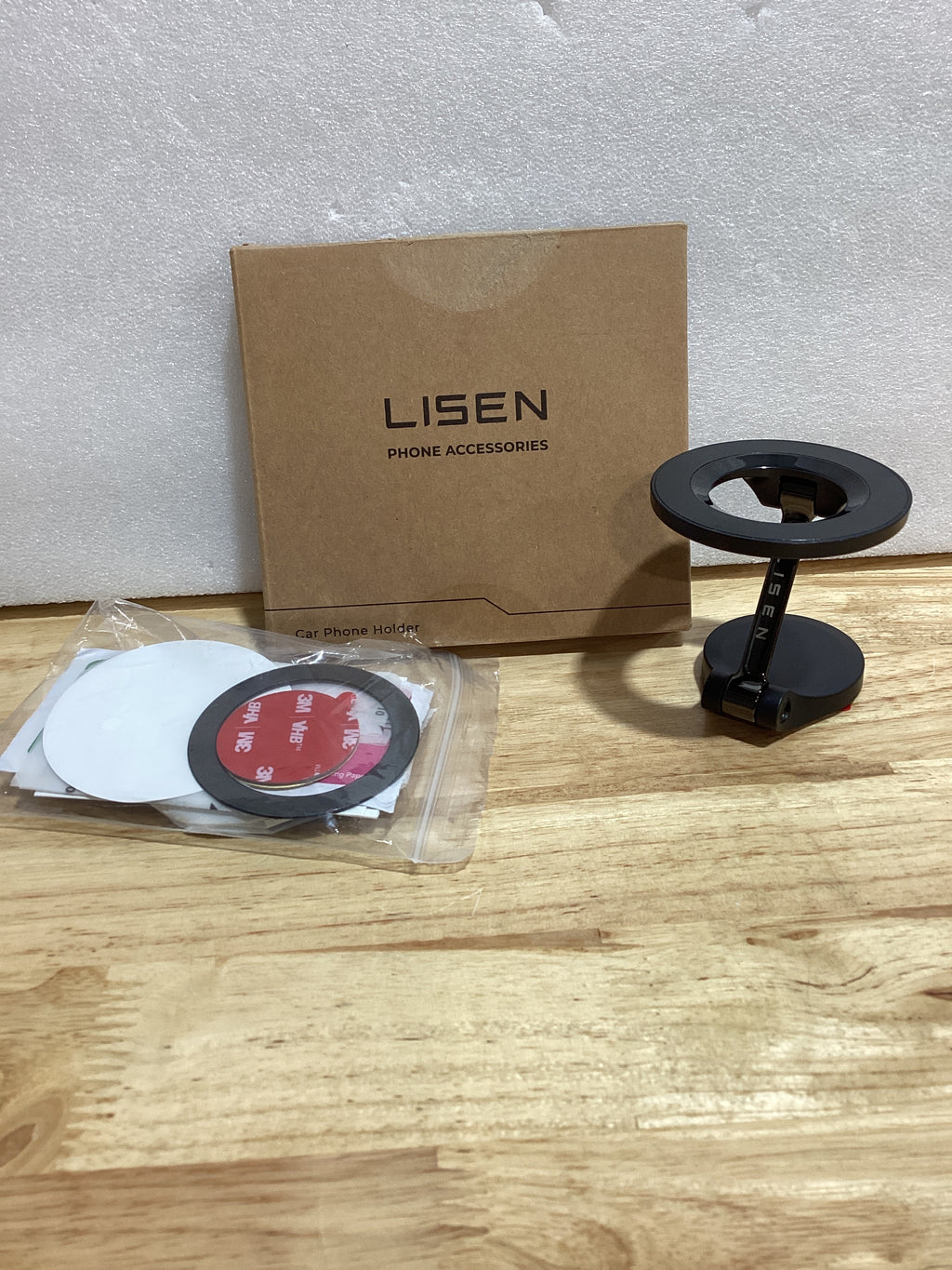 LISEN Soporte de coche MagSafe para iPhone 17 Pro Max, soporte de teléfono ultra magnético para tablero de automóvil, accesorios de automóvil para iPhone 17 Pro Max, regalos para hombres, mujeres