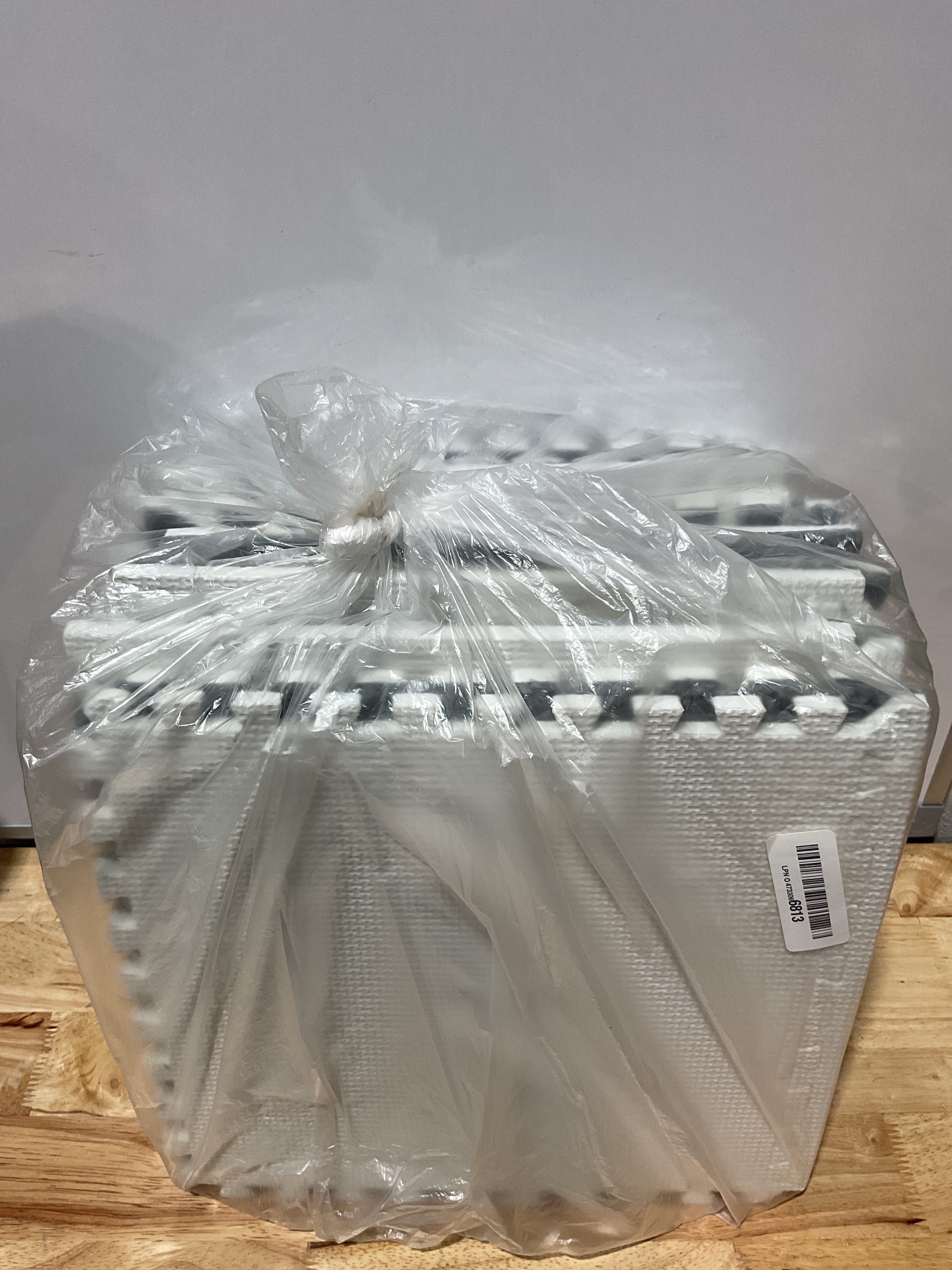 Tapetes Foam Entrelazados para Niños 49"x49" Gris — 16 Piezas con Borde