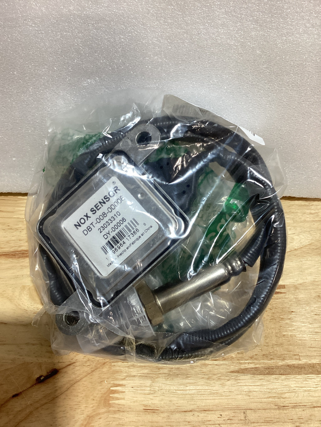 NOTA IMPORTANTE: NO INCLUYE LOS CLIPS – Kit de Sensor de Óxido de Nitrógeno GM Genuine Parts 12671388 Original