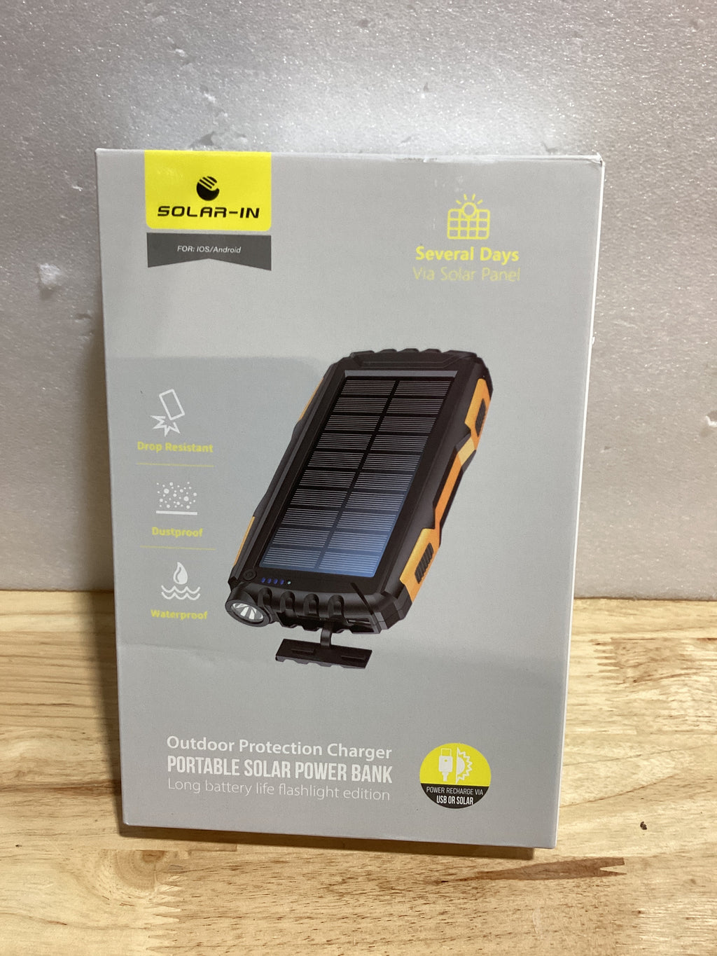 Power Bank con cargador solar - Power Bank de 42800 mAh, cargador portátil, batería externa de 5 V 3,1 A con carga rápida Qc 3.0 y linterna superbrillante integrada (naranja). (Copia)