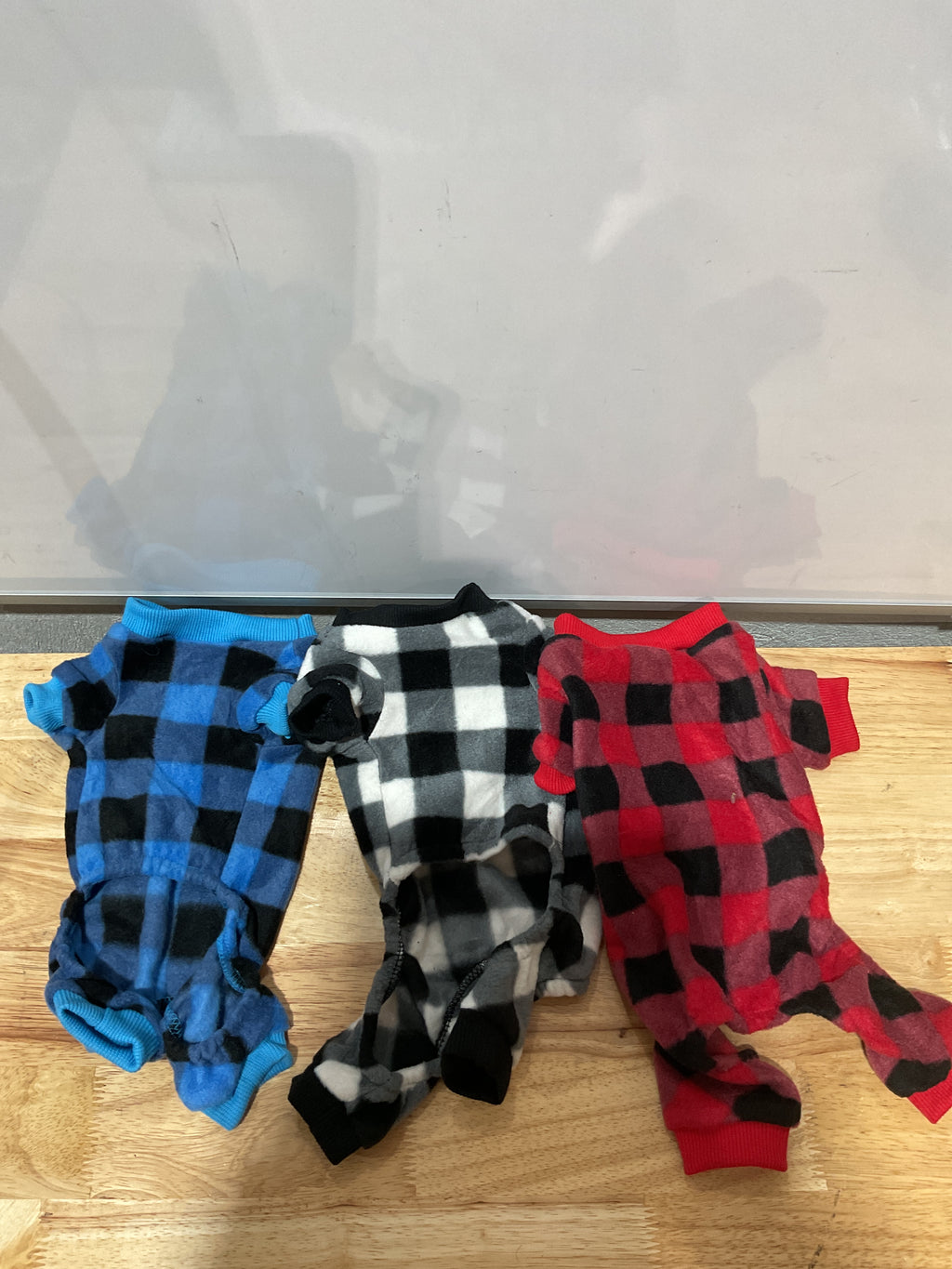 Pijama de Navidad para perro, 3 piezas, overol de búfalo rojo, a cuadros, pijama para mascotas, ropa linda para perros pequeños, medianos, gatos, chihuahua, cachorro, disfraz de Navidad (talla S