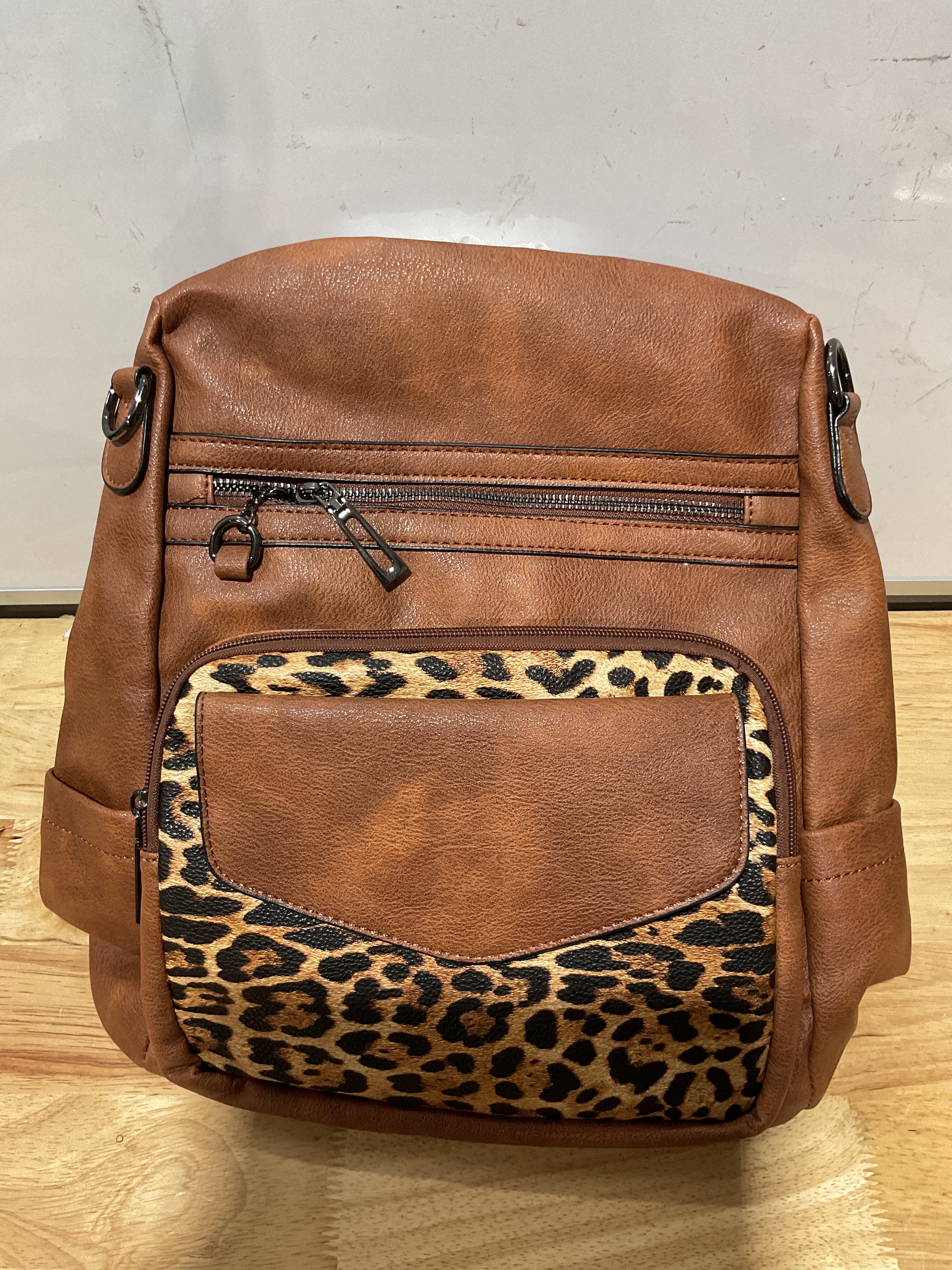 Mochila Casual con Animal Print – Estilo Versátil para el Día a Día