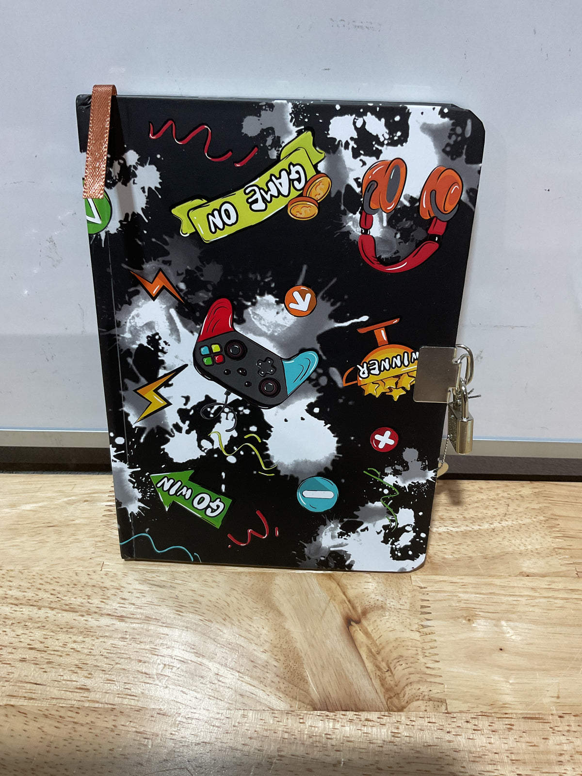 Diario Secreto con Llave para Niños WERNNSAI — Cuaderno Luminoso con Candado, Talla A5