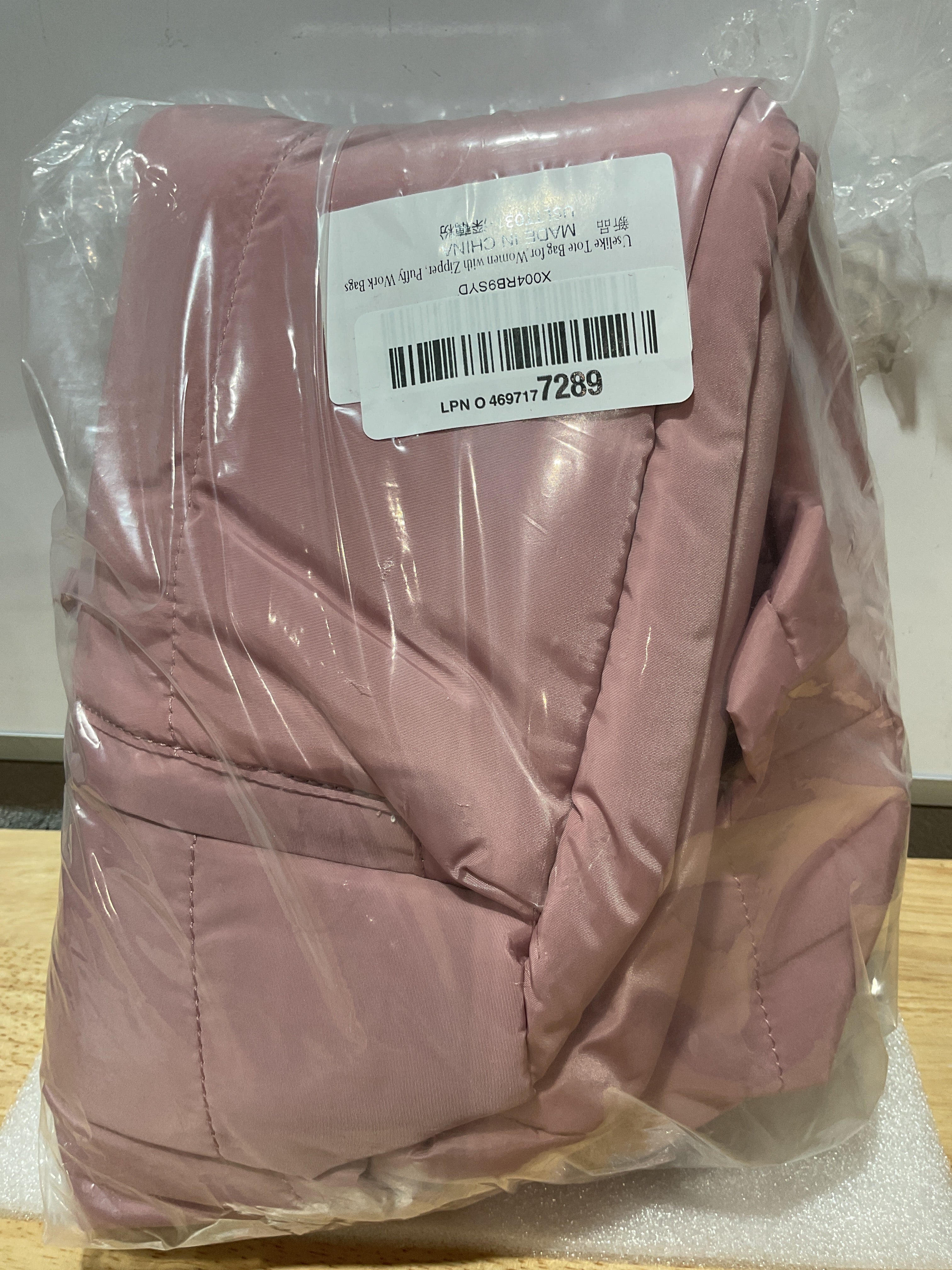 Tote Bag Acolchada con Cierre para Mujer – Bolso Puffer con Compartimentos, Liviano, Color Rosa Mauve