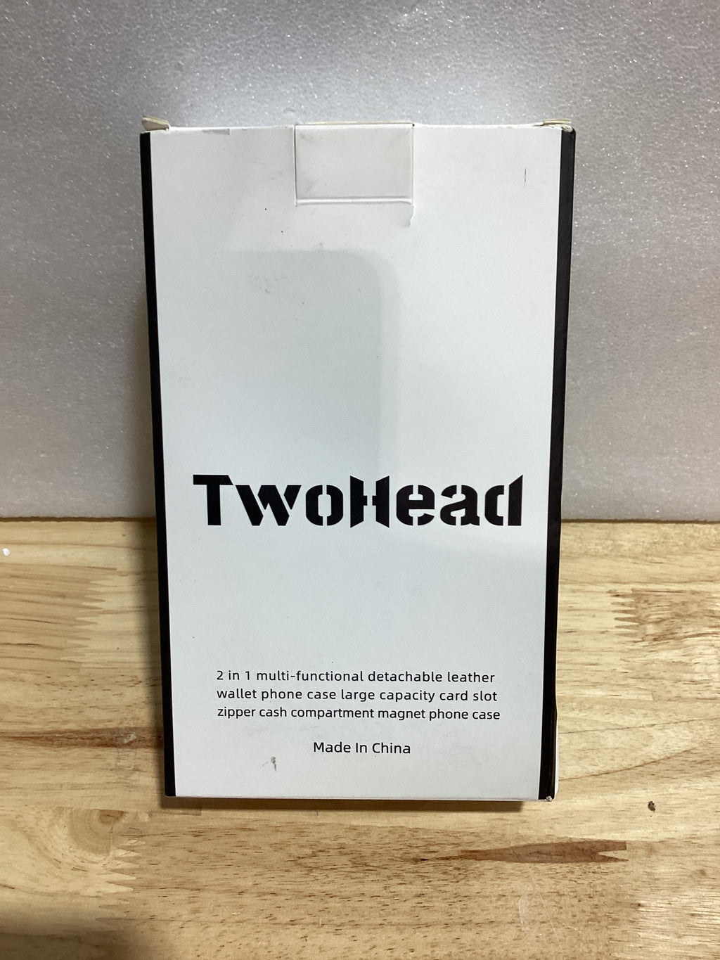 Funda Cartera TwoHead para iPhone 16 — Magnética Desmontable, Cuero PU, Porta Tarjetas y Monedero — 6.1'' Negro