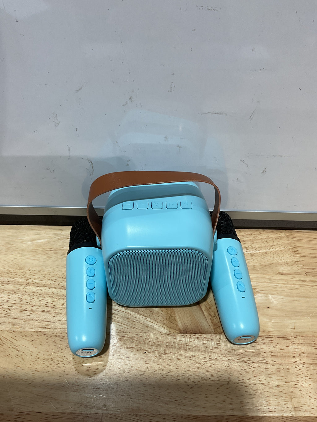 Máquina de Karaoke Bluetooth con 2 Micrófonos Inalámbricos para Niños - Azul