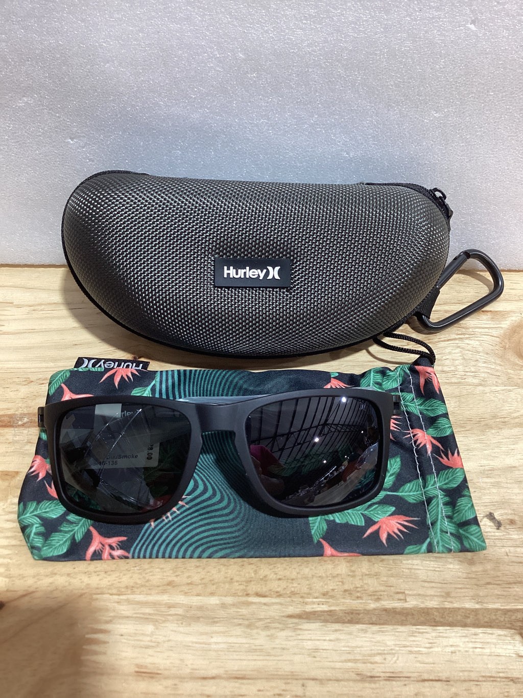 Hurley Gafas de Sol Polarizadas Deportivas para Hombre Rx'able, HSM3008PWM Riptide, Negro, 56-18-135, con Estuche