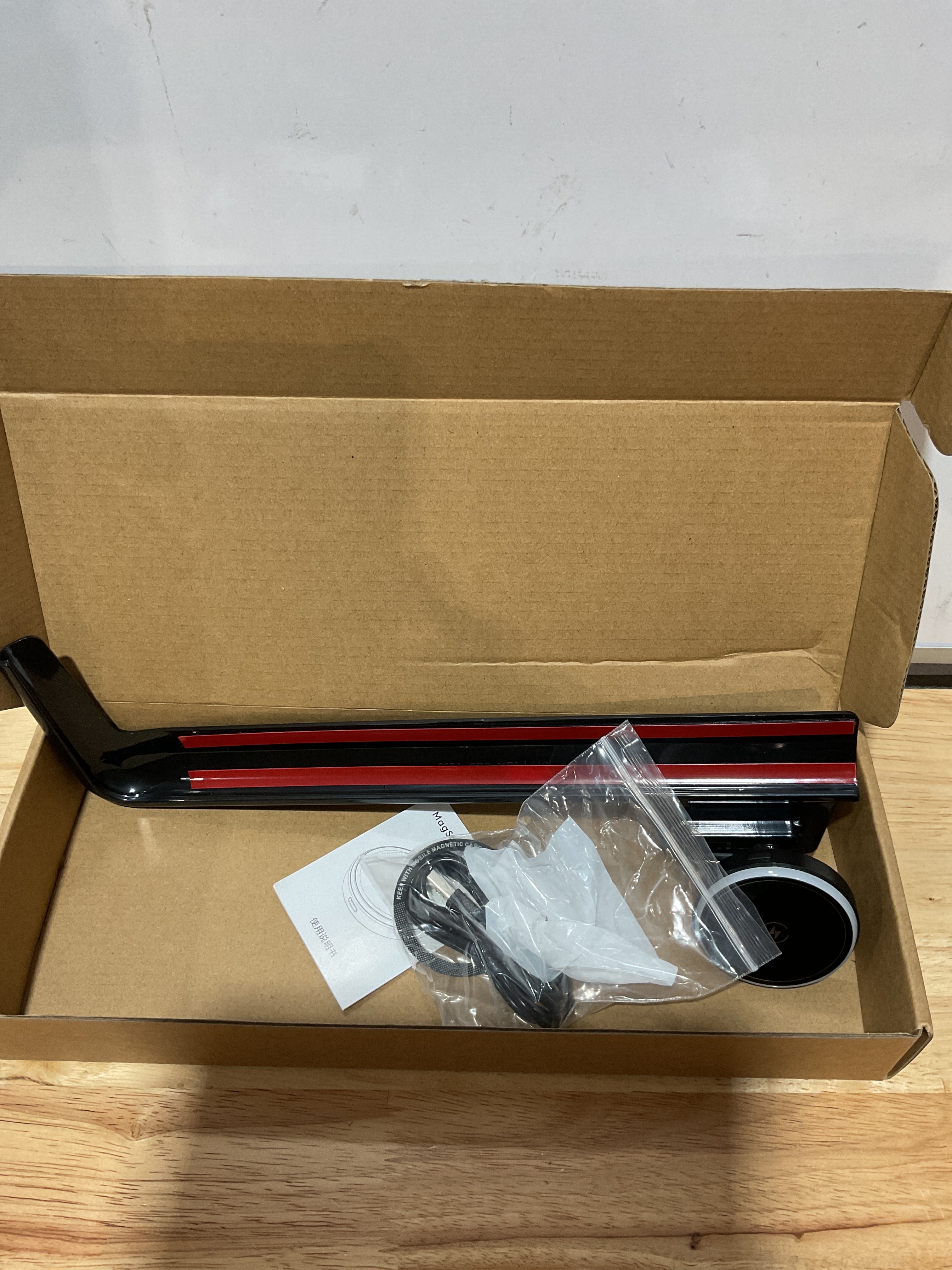Soporte Magnético LUNQIN con Cargador Inalámbrico 15W para Mercedes Benz CLA GLA GLB EQB