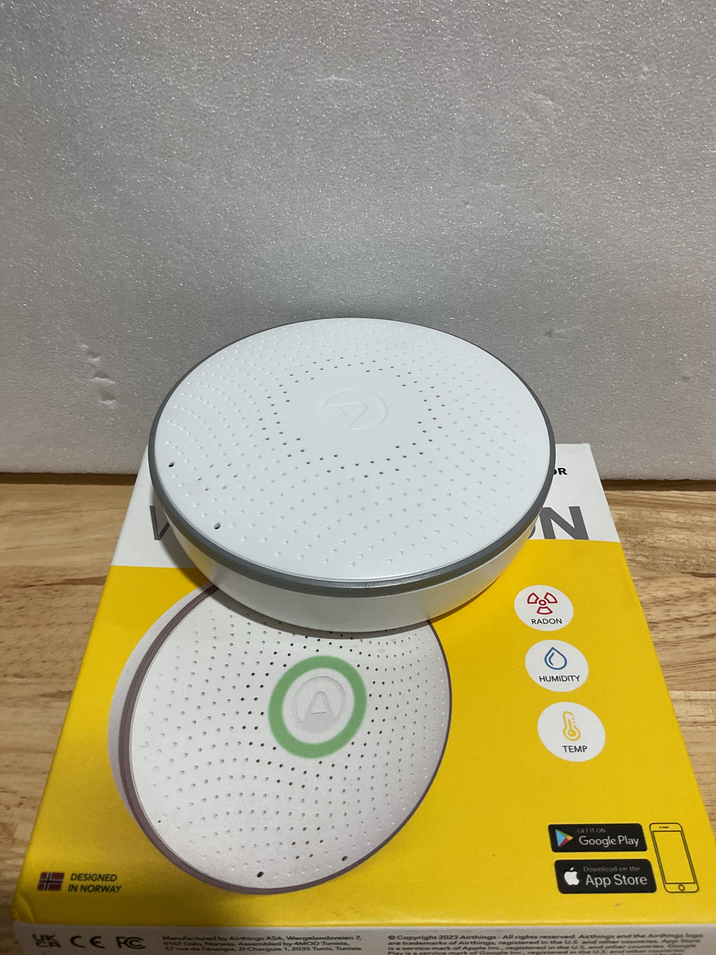 Detector de Radón Inteligente Airthings 2950 Wave | Sensor de Humedad y Temperatura con App
