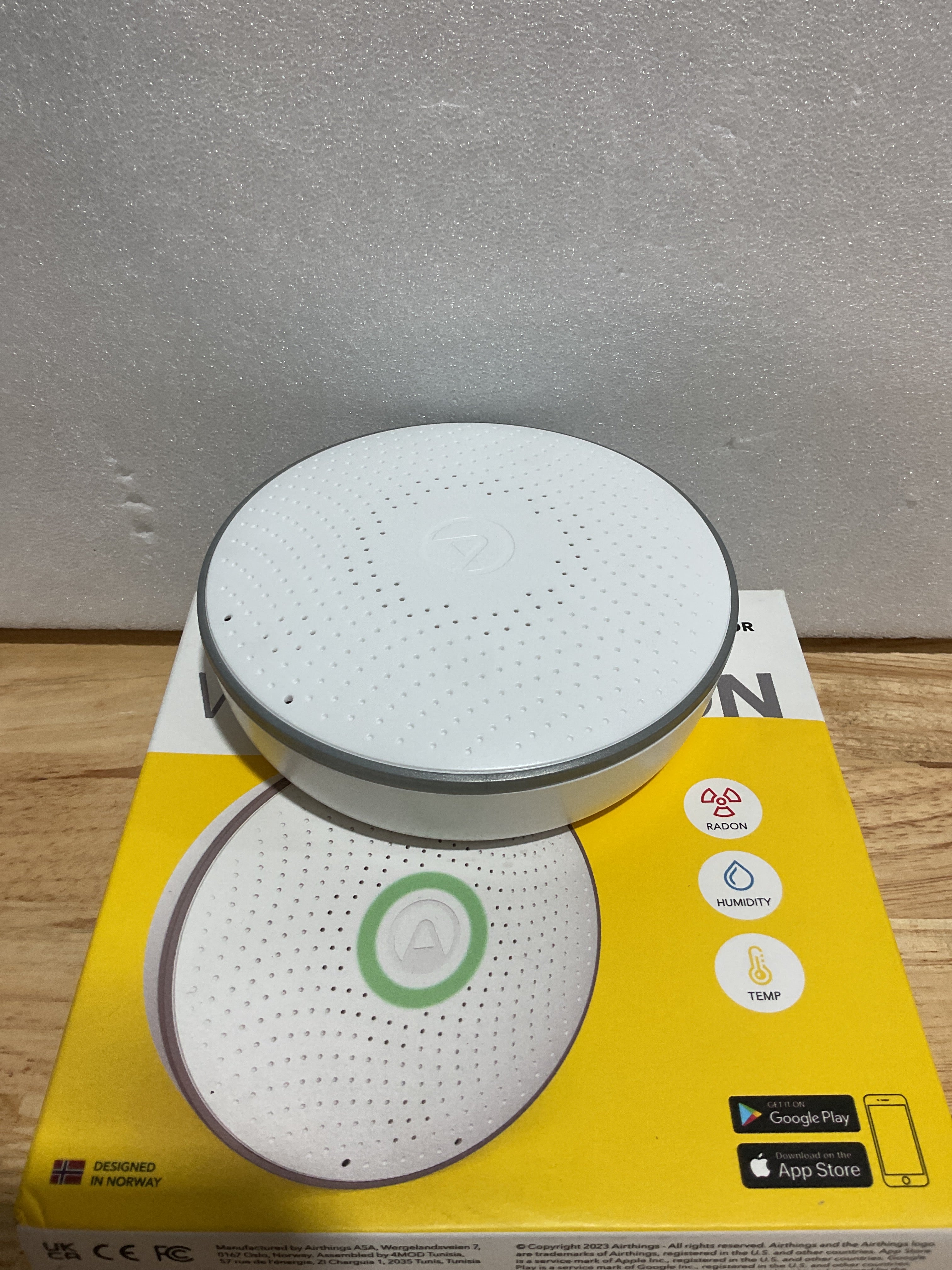 Detector de Radón Inteligente Airthings 2950 Wave | Sensor de Humedad y Temperatura con App