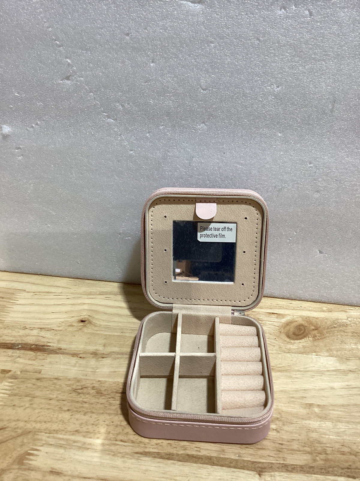Inngeroo Estuche Organizador de Joyas de Viaje Inicial M — Regalo Personalizado para Mujeres, Mamá, Hermana, Amiga