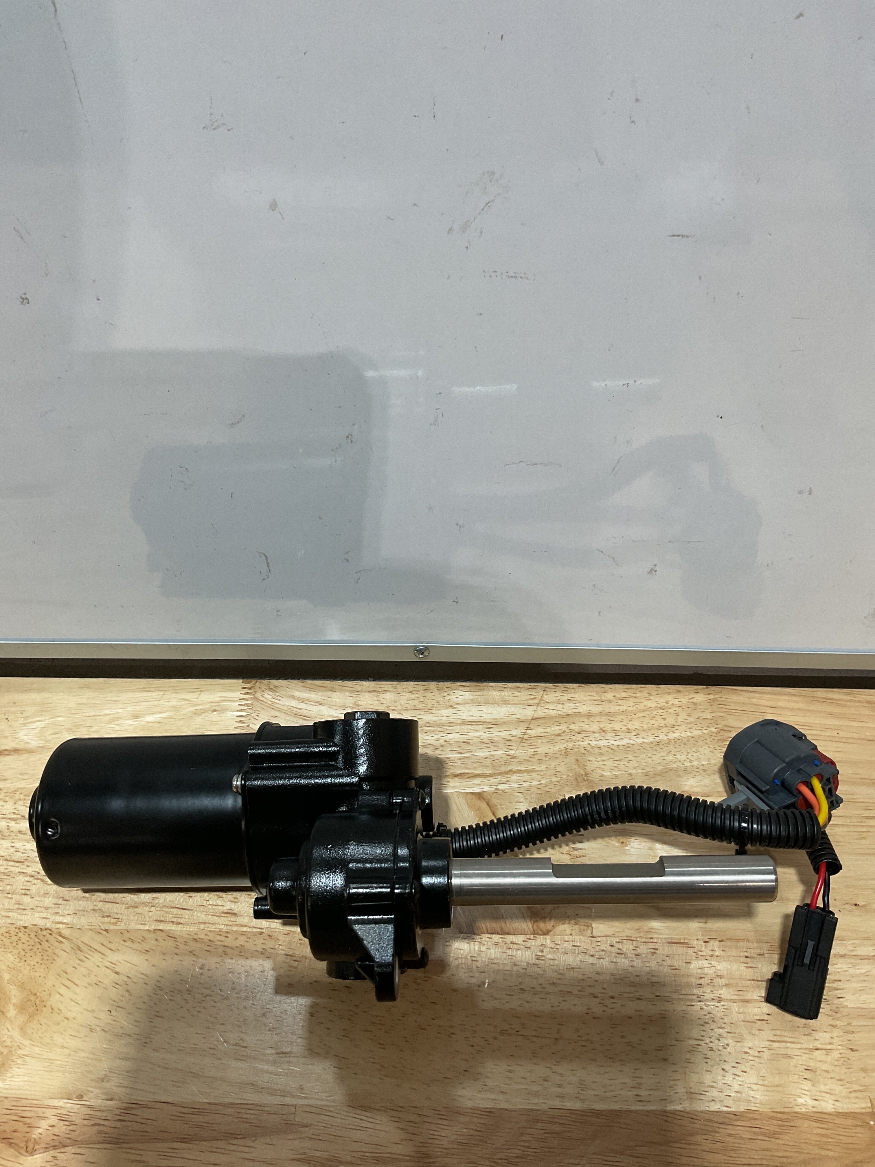 Motor Estribo Eléctrico Izquierdo JDMON | Cadillac Escalade, Chevy Suburban, GMC Yukon XL 2015-2020