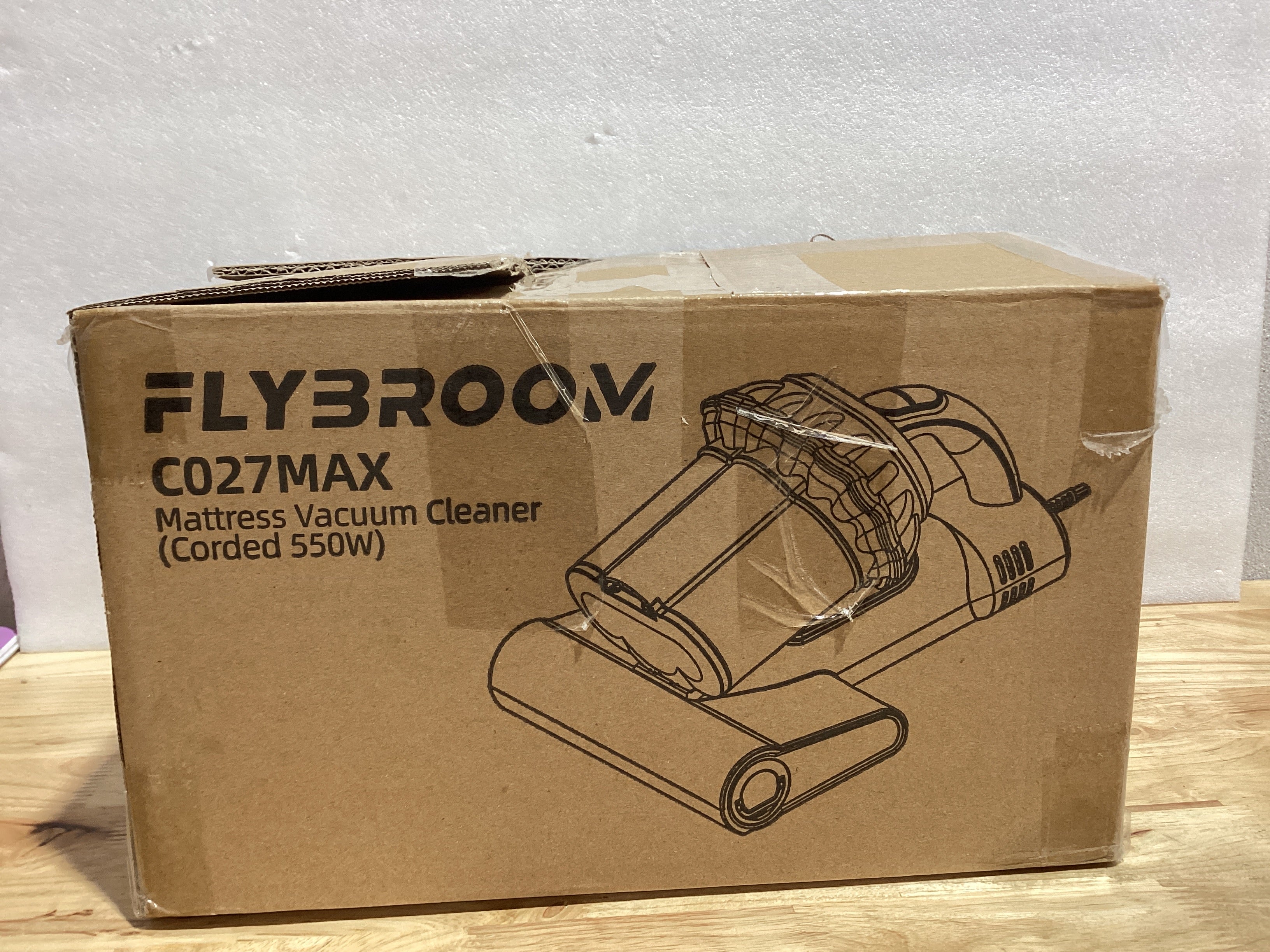 Flybroom – Aspiradora para Colchón 550W 18KPa | Luz UV-C | Sensor de Polvo Inteligente | Calor 65°C | Filtro HEPA | Portátil