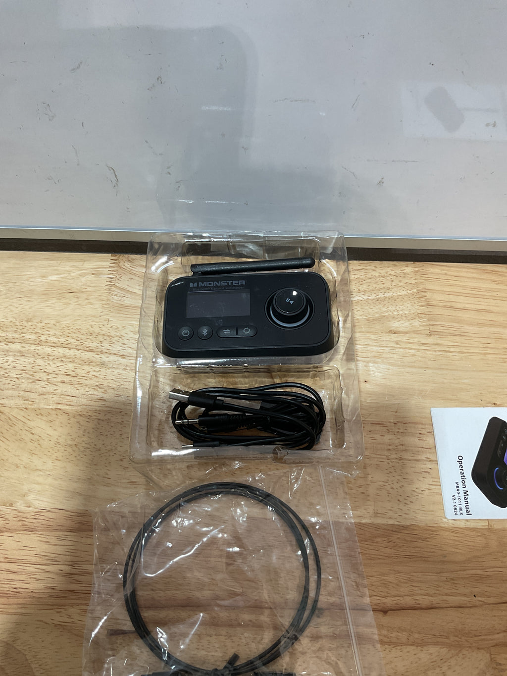 Transmisor y Receptor Bluetooth Monster 2 en 1 — Adaptador de Audio Inalámbrico con Puerto Aux 3.5mm