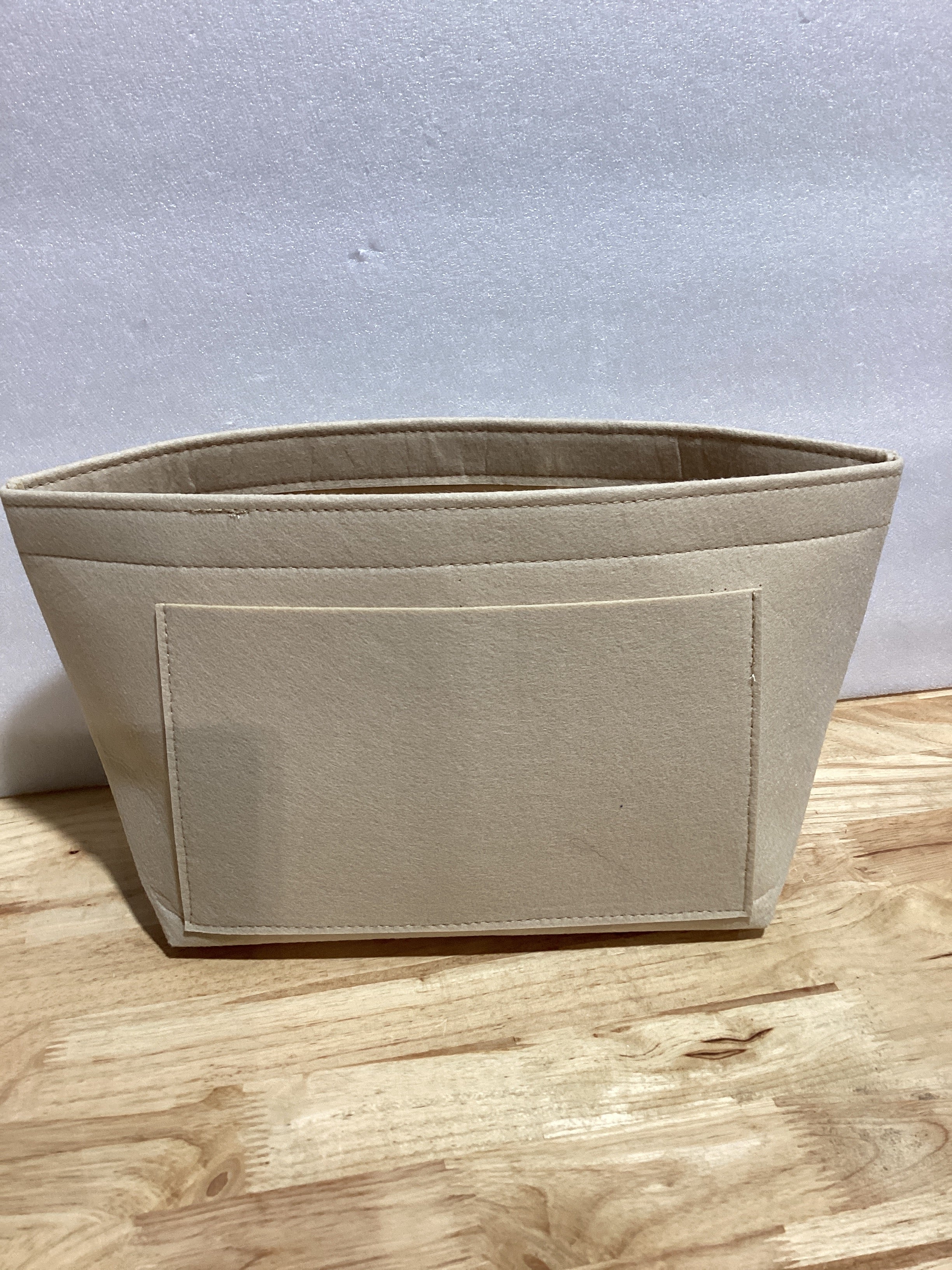 OPPOSHE Organizador de Bolso para Bolsos de Mano, Organizador de Inserción de Bolso de Fieltro Suave para Bolso de Mano, Compatible con LV, Coach, MK, Kate Spade, Goyard, Longchamp (Beige, Mediano)