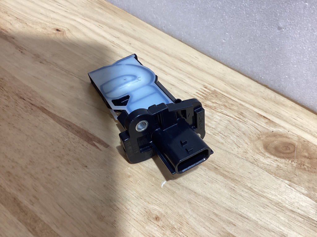 Sensor de Flujo de Masa de Aire MAF SONTIAN AFH60M-53 — Compatible con Infiniti QX50 2019 y Nissan Altima 2019-2020
