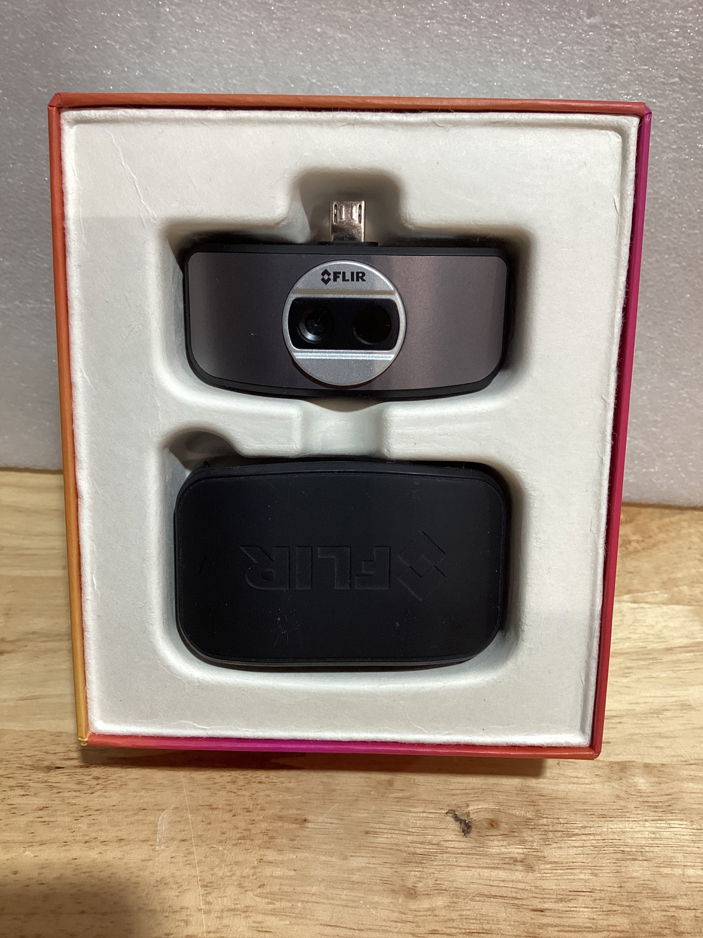 ⚠️ TIPO DE ENTRADA ES TIPO B (USB-C) - Flir One — Cámara Térmica para Android USB-C, 240x180 Super Resolución