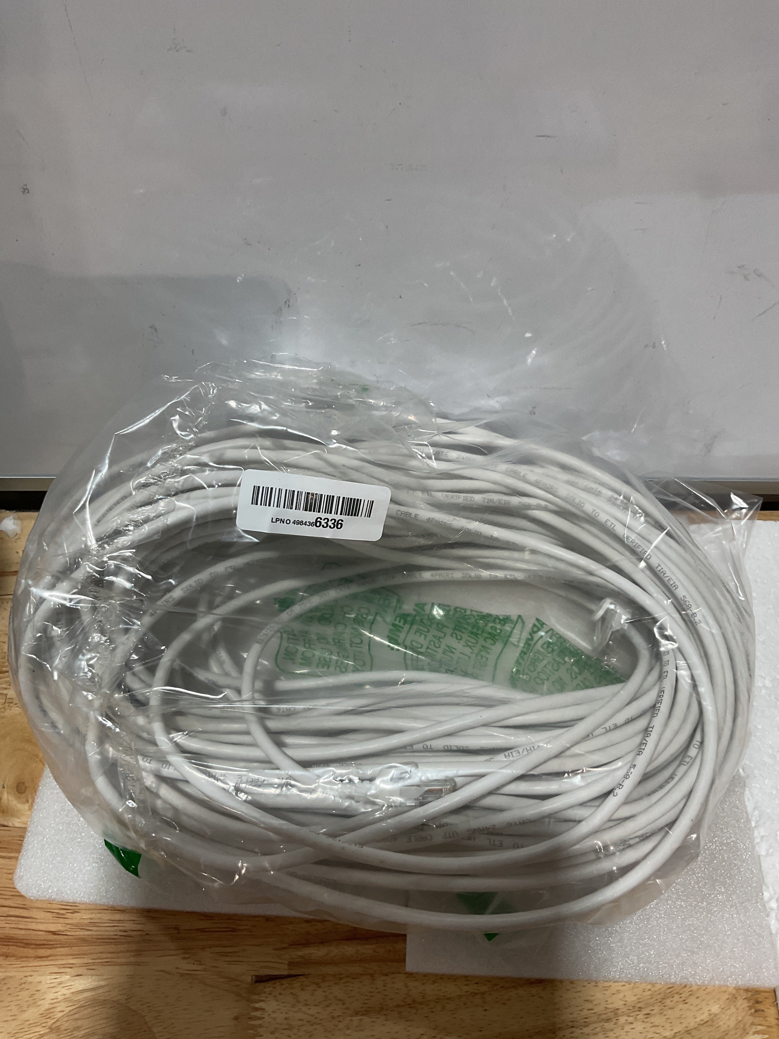 Cable Ethernet Cat 6 Exterior 100 ft – Cobre Puro 10Gbps, Resistente al Agua y UV