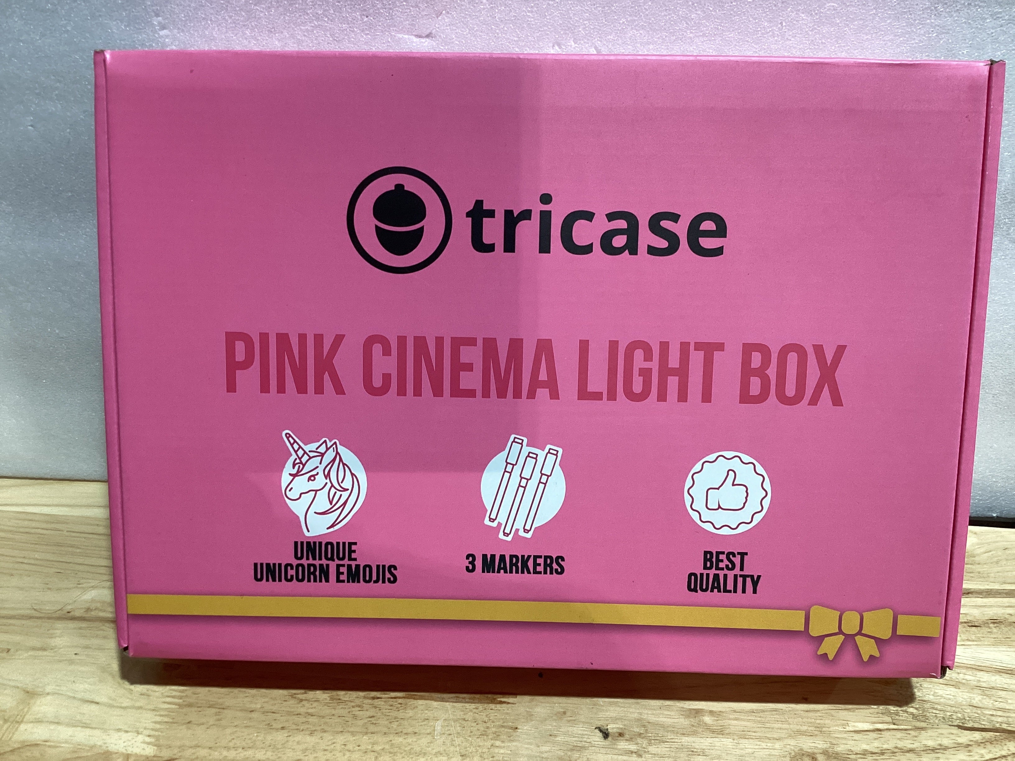 Caja de Luz Cinema Rosa con 312 Letras, Emojis y 3 Marcadores | Tablero LED Luminoso | Decoración Cuarto Rosa | Regalo Mujer y Niña