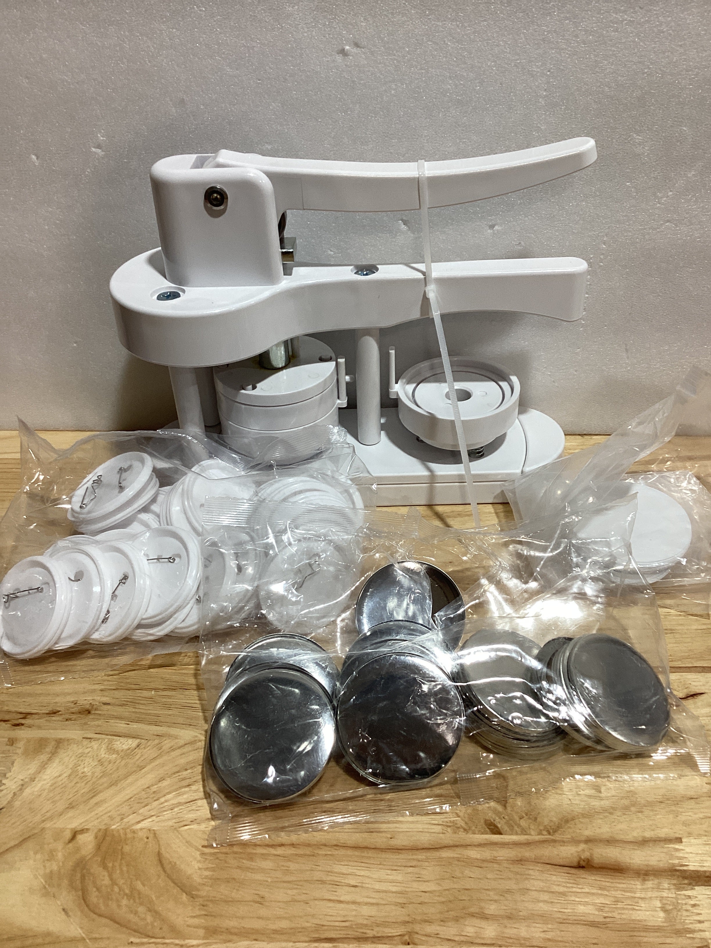 3FP – Máquina Fabricadora de Botones 58mm | Kit DIY Profesional | Sin Instalación | Blanca 2.25"