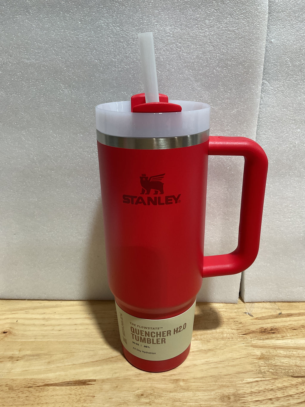 Vaso Térmico Stanley Quencher H2.0 30oz con Asa y Pitillo – Tapa FlowState 3 Posiciones
